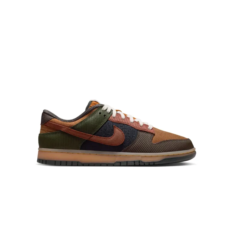 Dunk Low Retro Premium Light British Tan Cinnamon Corduroy made by Nike