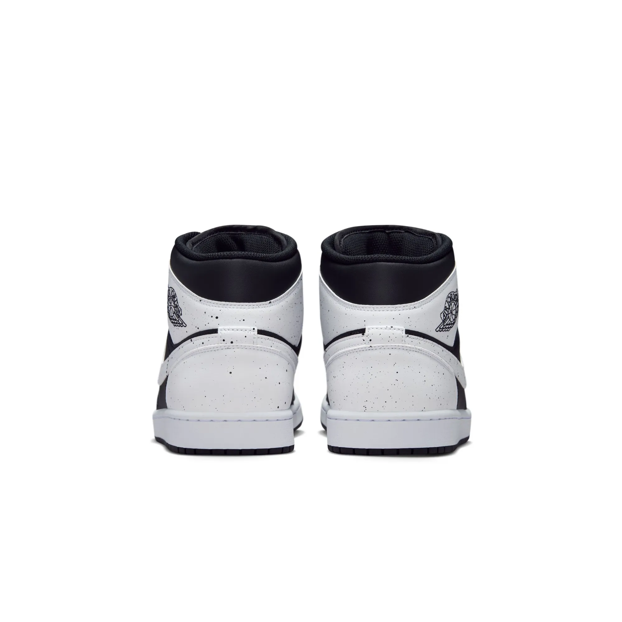Air Jordan 1 Mid SE Oreo sold by Grinmore product image thumbnail 5