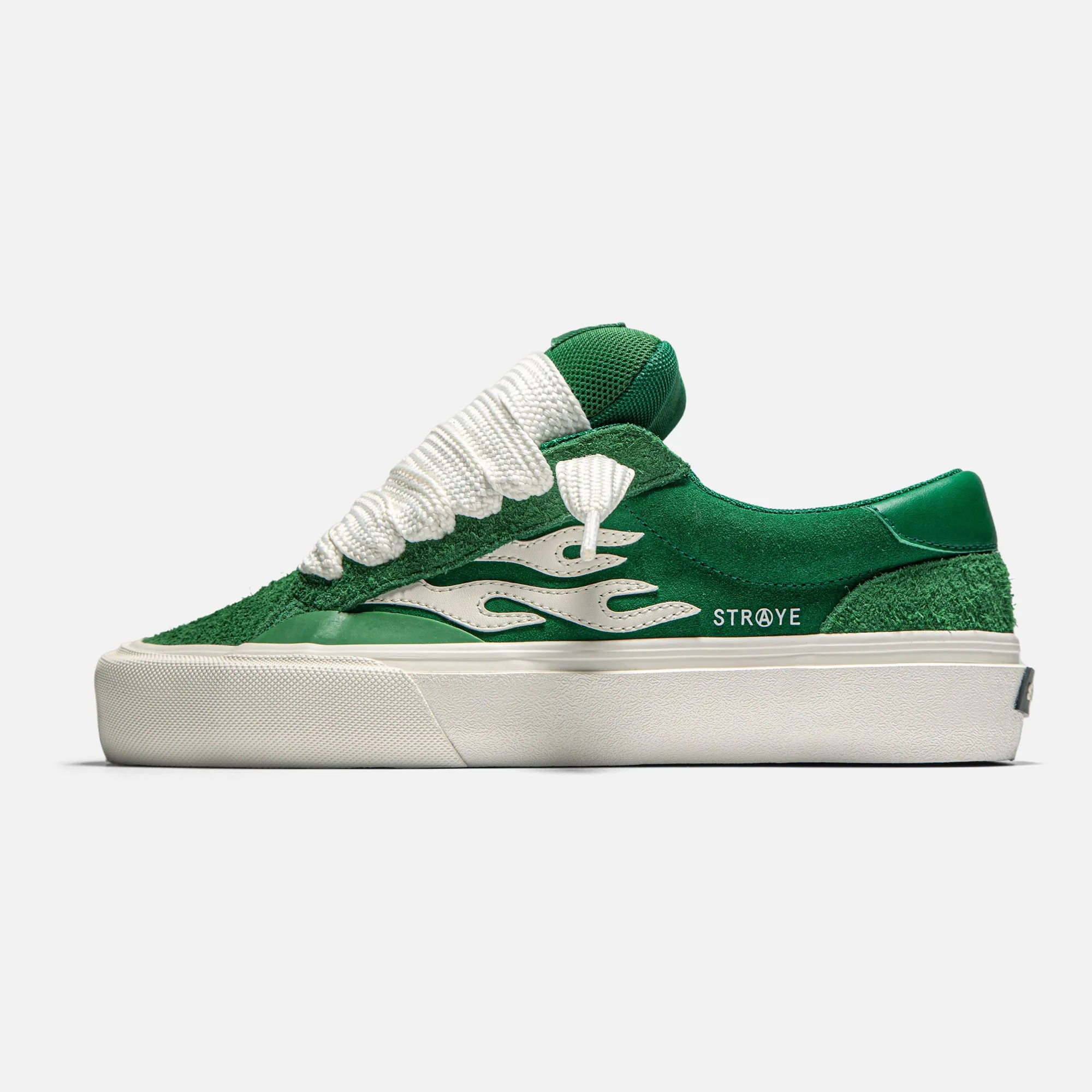 LOGAN PUFF - FOREST sold by Straye