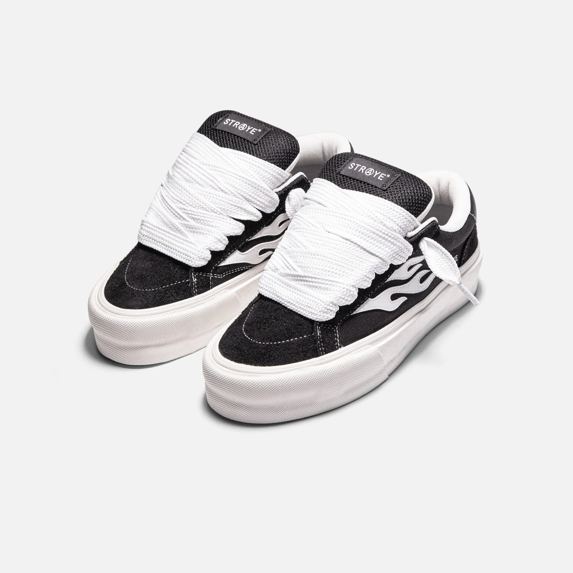 LOGAN STOMPER - BLACK sold by Straye product image thumbnail 3