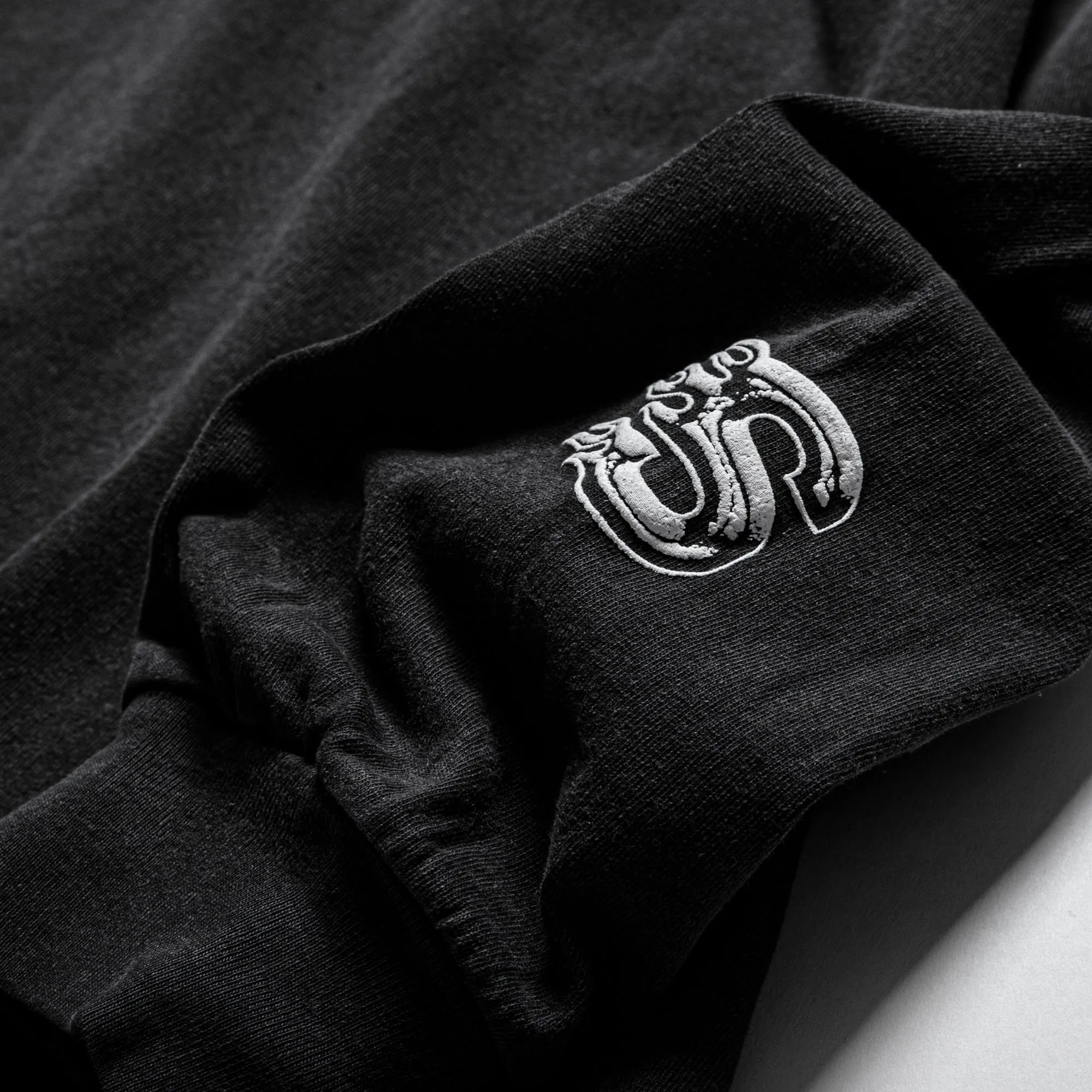 BIG ONE L/S - WASHED BLACK sold by Straye product image thumbnail 4