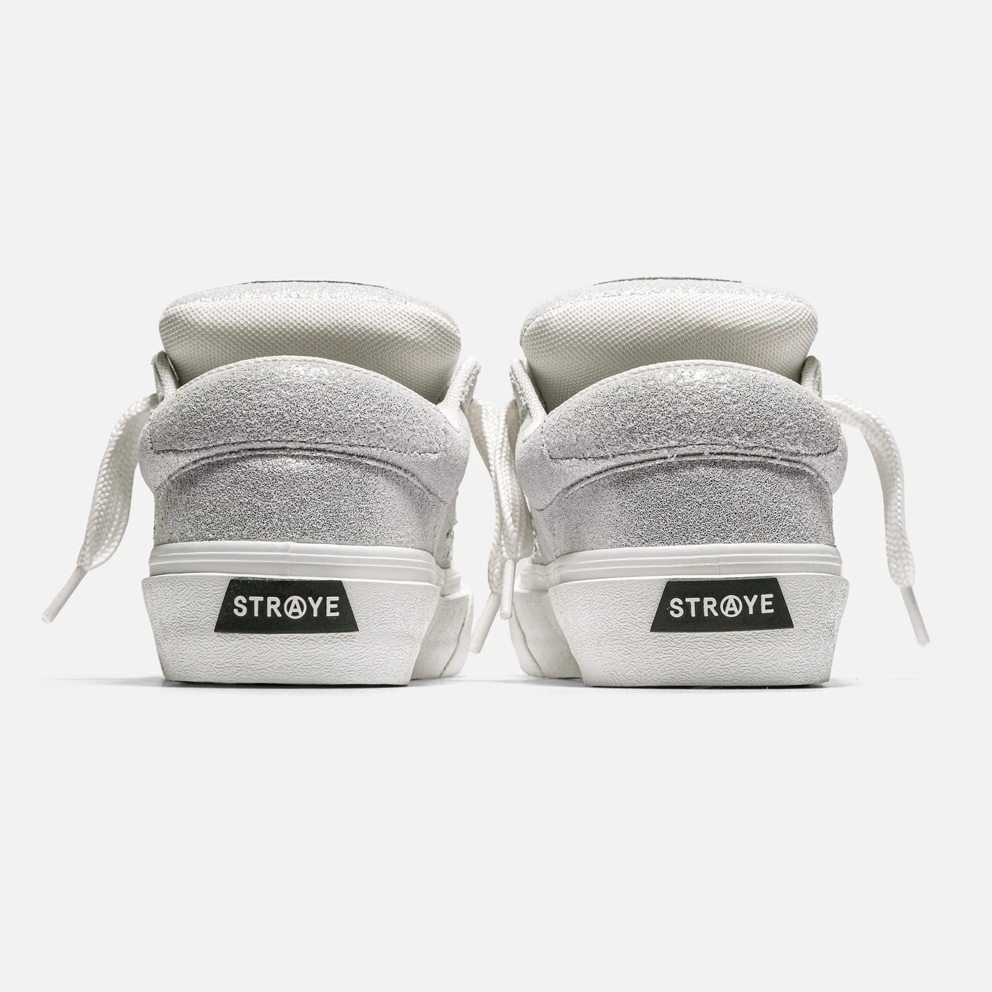 LOGAN PUFF - METALLIC CHROME sold by Straye product image thumbnail 5