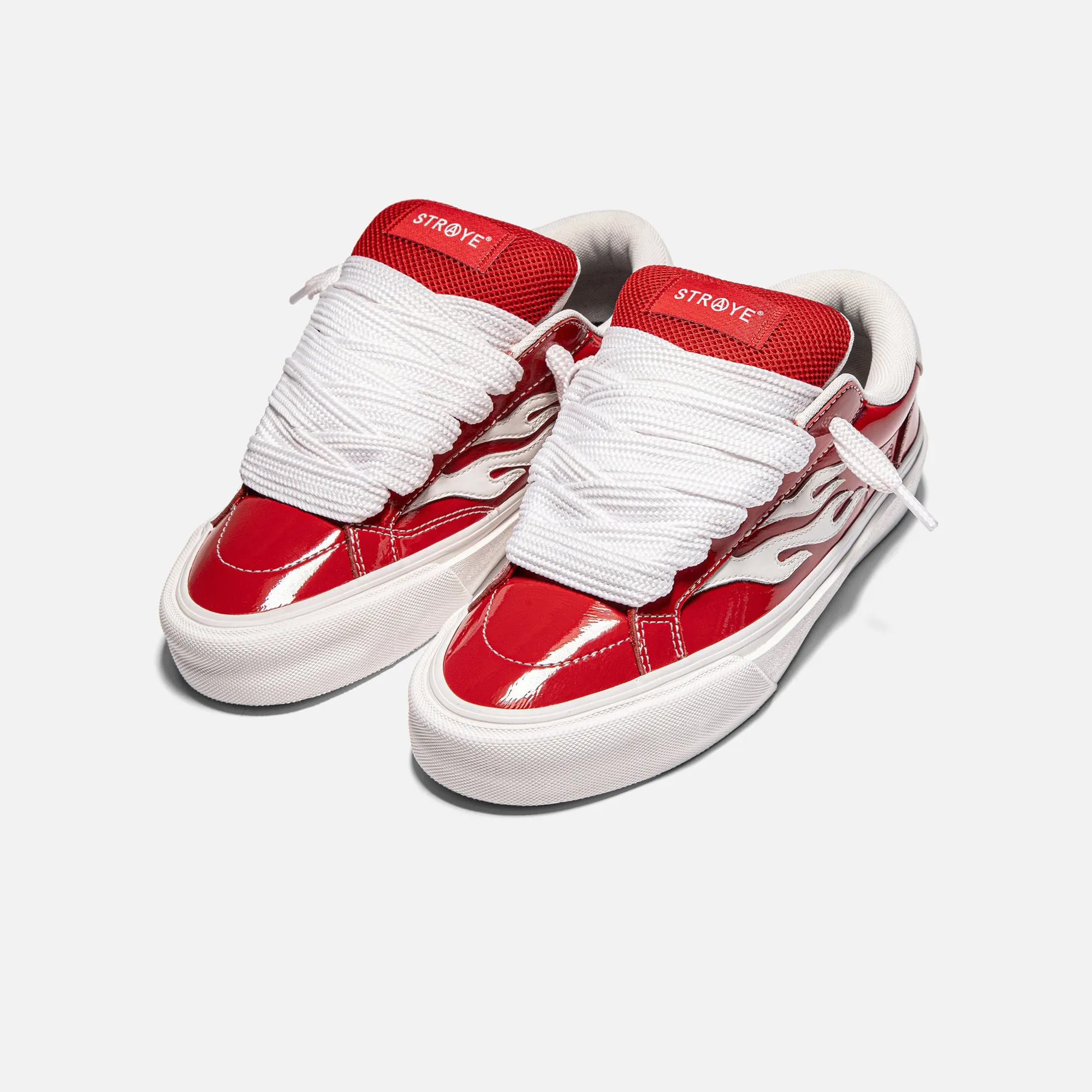 LOGAN PUFF - GLOSSY RED sold by Straye product image thumbnail 3