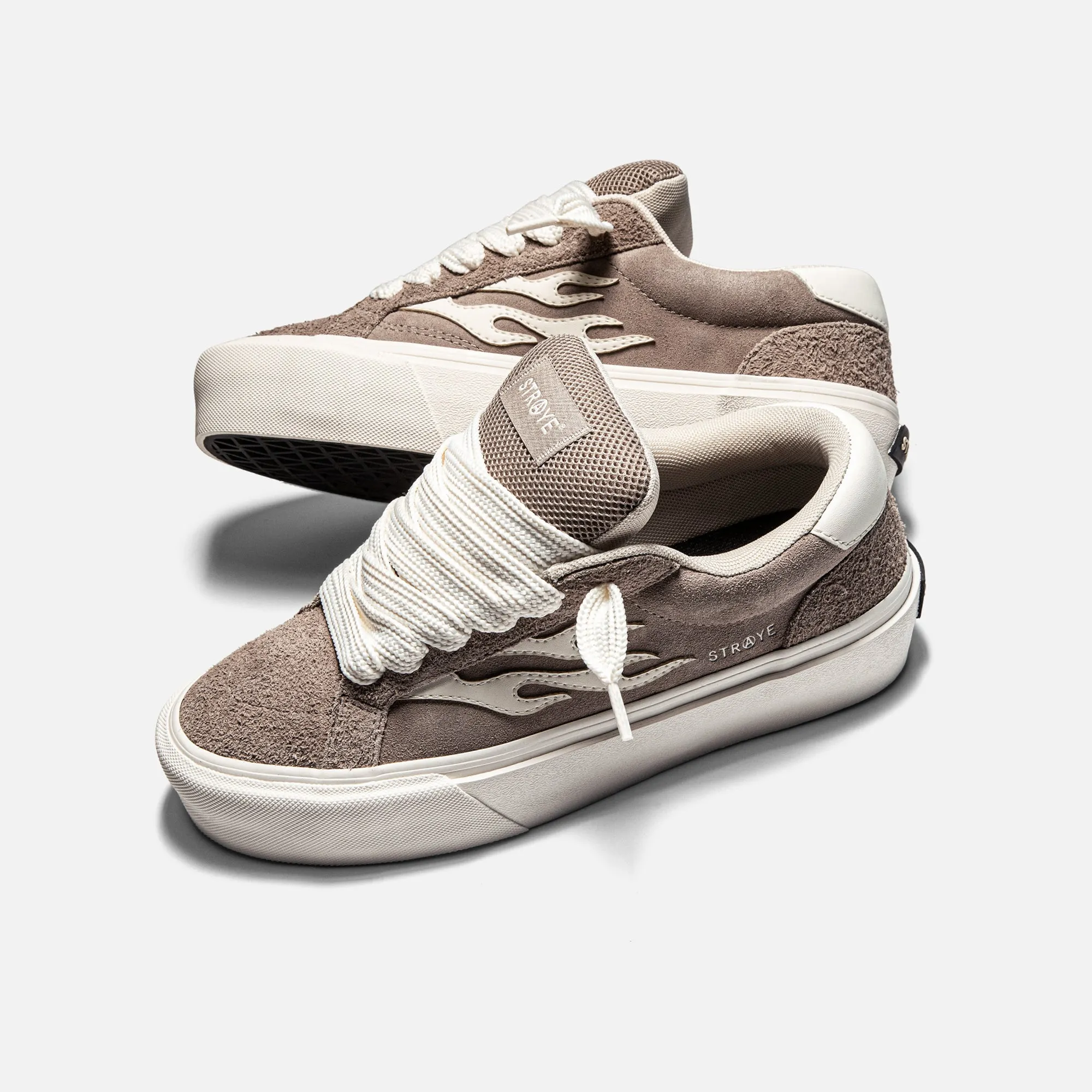 LOGAN STOMPER - TAUPE sold by Straye product image thumbnail 2