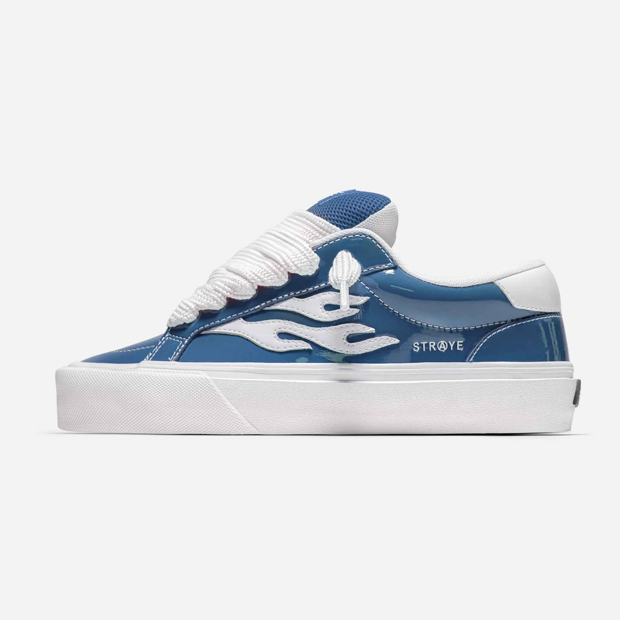 LOGAN PUFF - GLOSSY BLUE sold by Straye