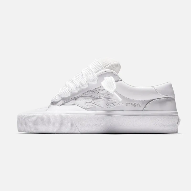 LOGAN PUFF - WHITEOUT sold by Straye