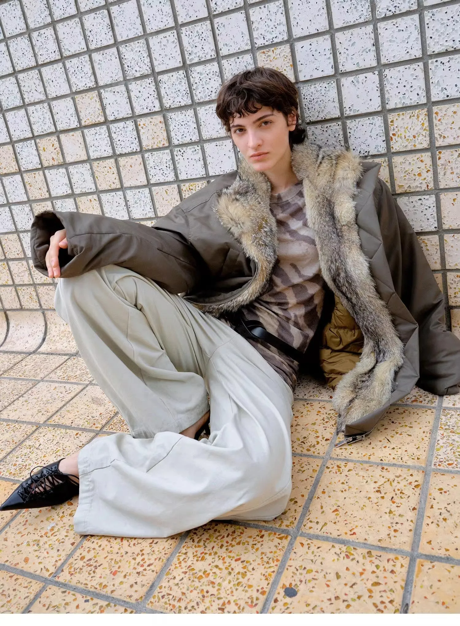 Travel Notes Fashionable warm and fluffy waterproof outdoor fox fur collar removable down parka for winter sold by Firelady Sheepskin product image thumbnail 5