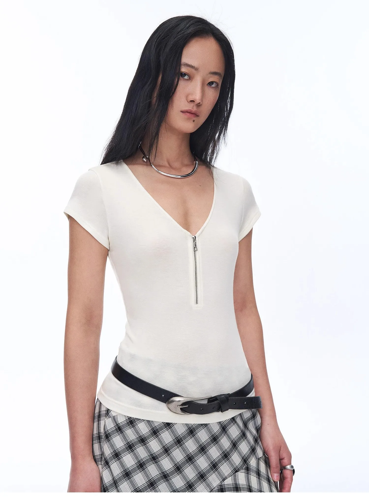 "Simple Color Silent Film" Australian Wool Tencel V-neck Zipper T-shirt sold by Firelady Sheepskin product image thumbnail 2