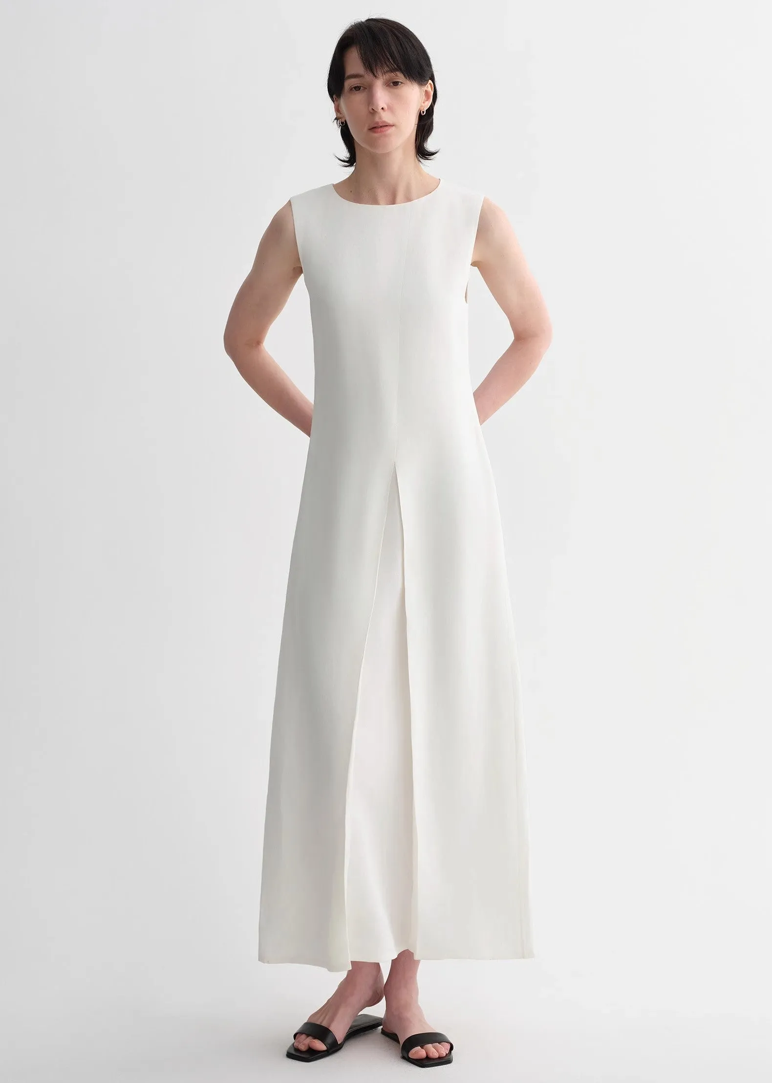 Mulberry silk sleeveless round neck oblique pleated A-line white dress sold by Firelady Sheepskin