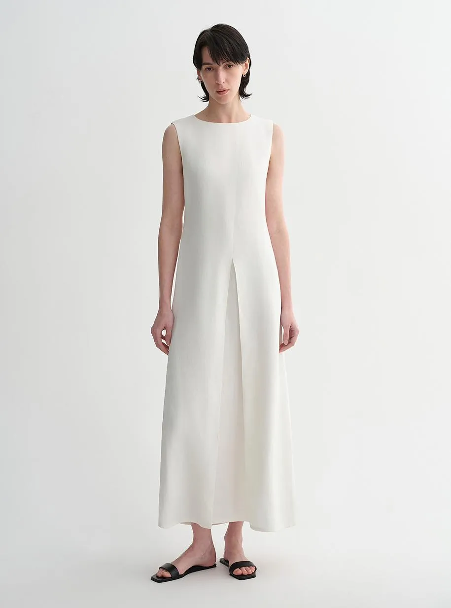 Mulberry silk sleeveless round neck oblique pleated A-line white dress sold by Firelady Sheepskin product image thumbnail 5