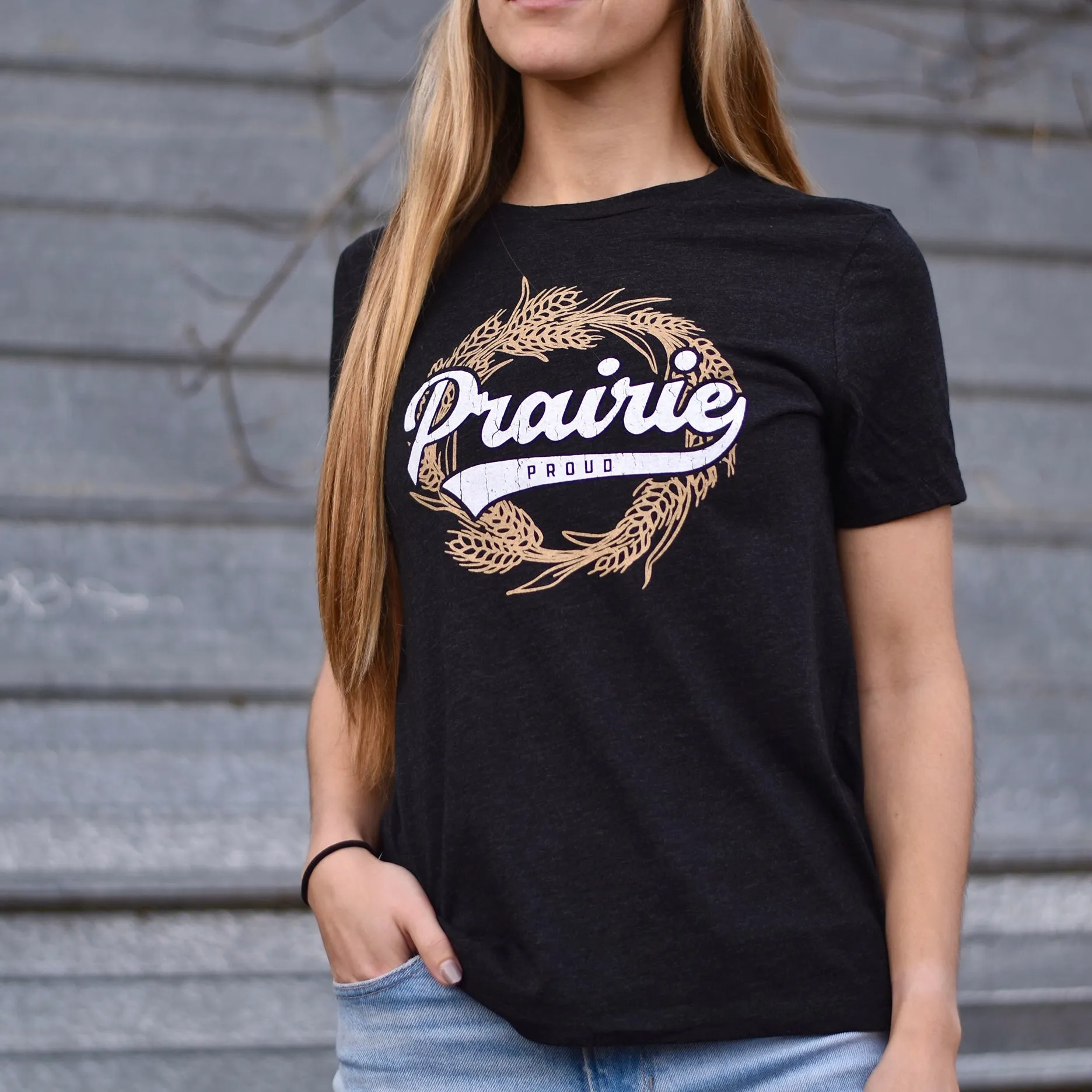 Ladies - Wreath Boyfriend T - Heather Charcoal sold by Prairie Proud