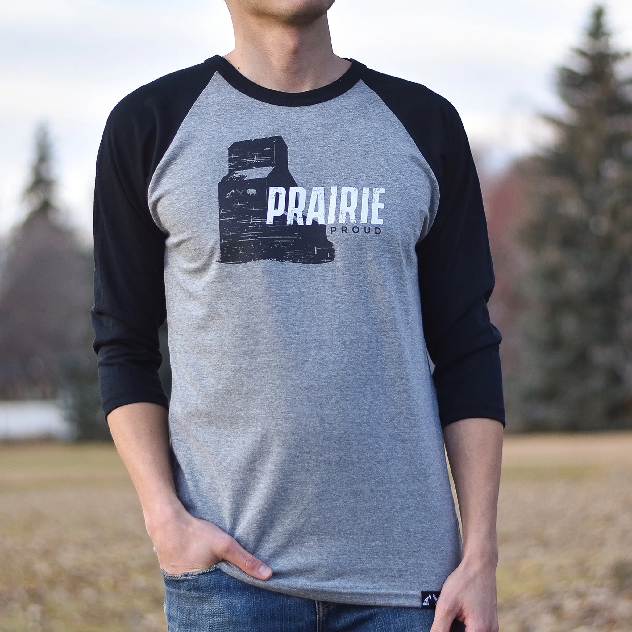 Unisex - Elevator 2.0 3/4 Raglan - Black / Heather Grey sold by Prairie Proud