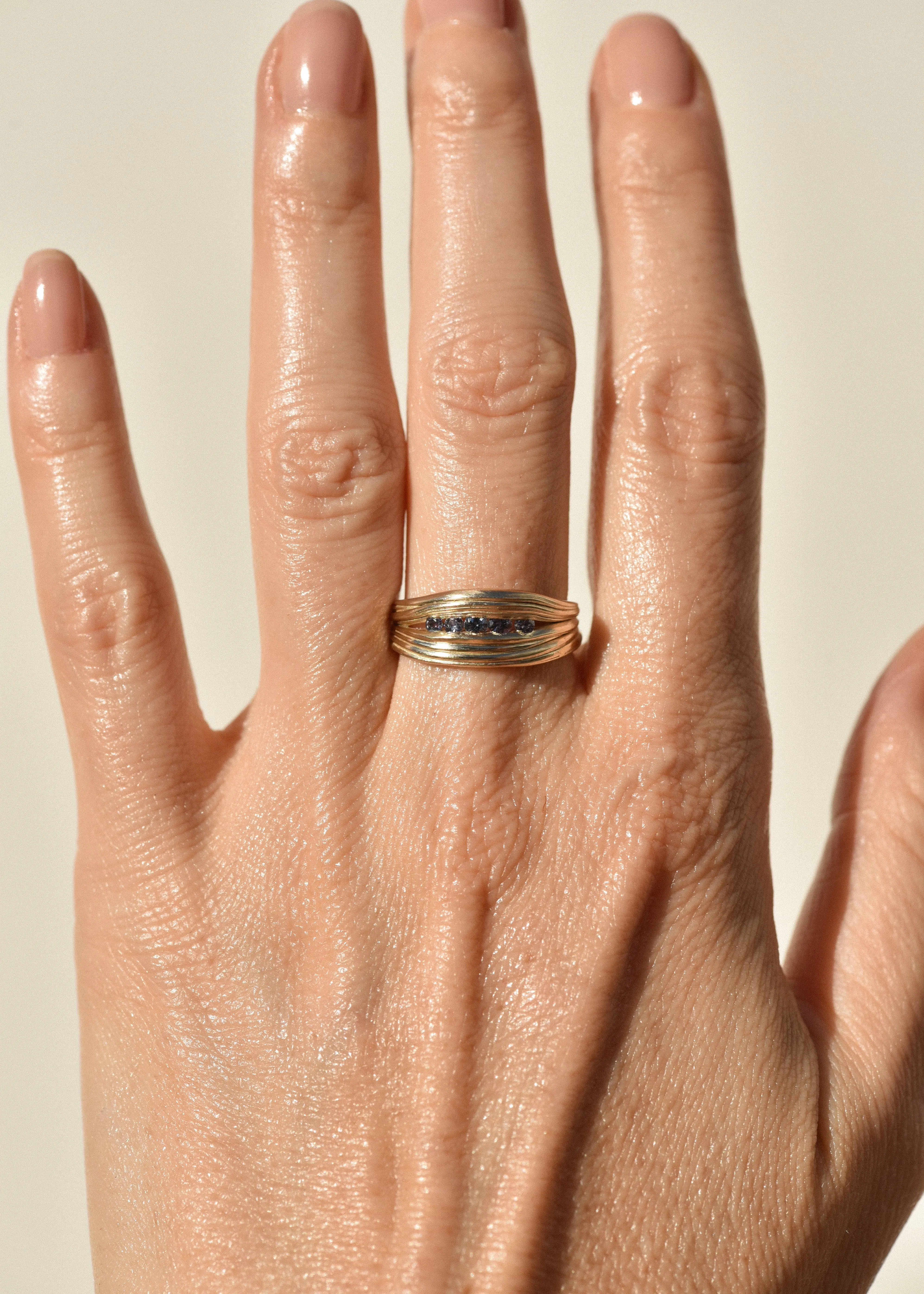 Yogo Sapphire Ligne Ring in 14k Gold sold by Leigh Miller product image thumbnail 5