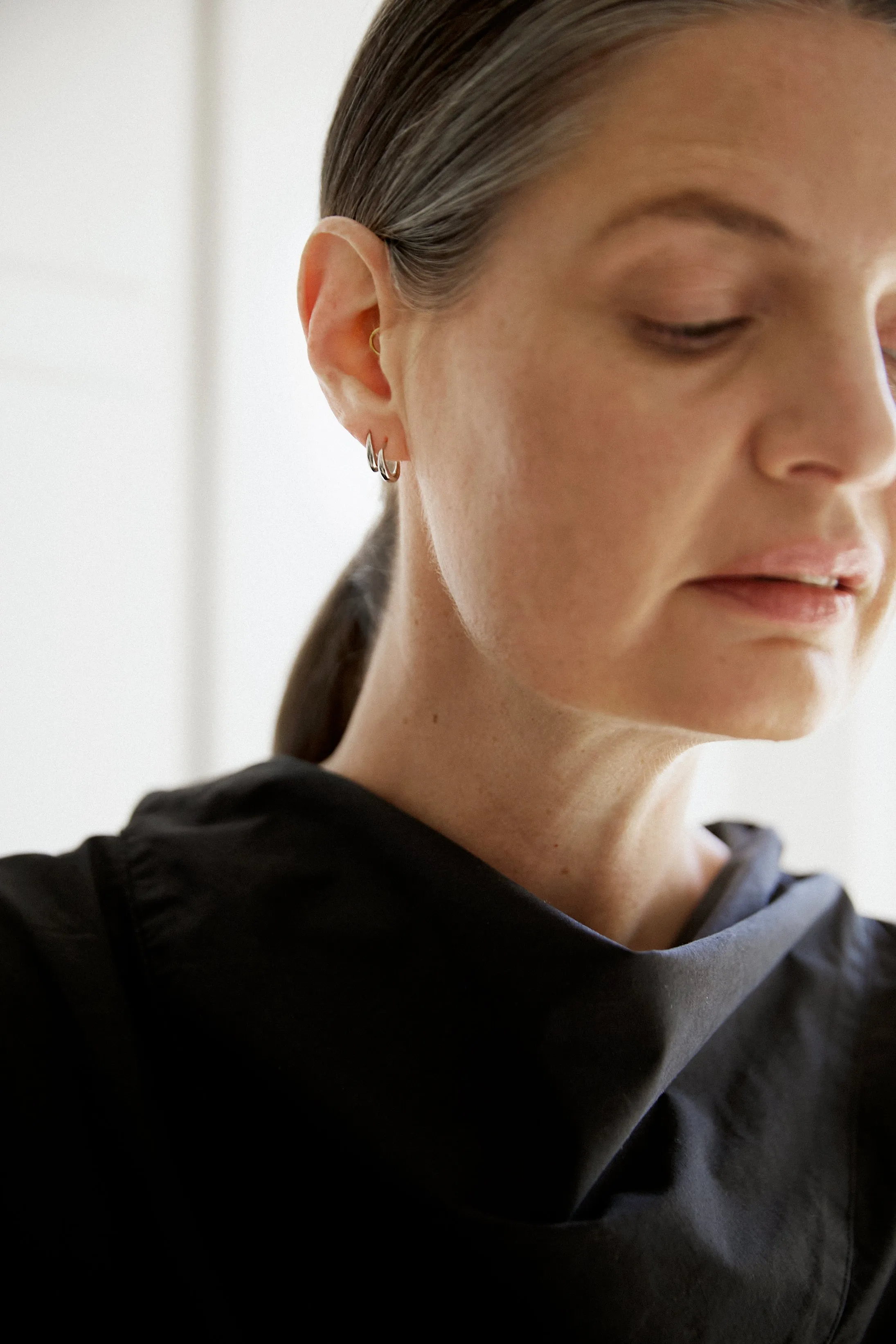 Small Round Sempre Hoop in 14k White Gold sold by Leigh Miller product image thumbnail 3