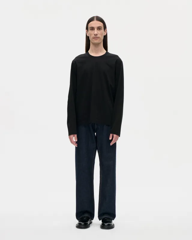 Seam Tee LS 140 009 Black made by Berner Kuhl