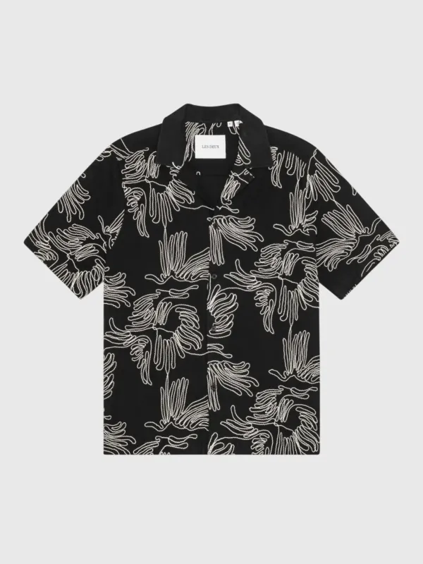 Les Deux Men's Liam Flower Short-Sleeve Shirt sold by Saint Bernard
