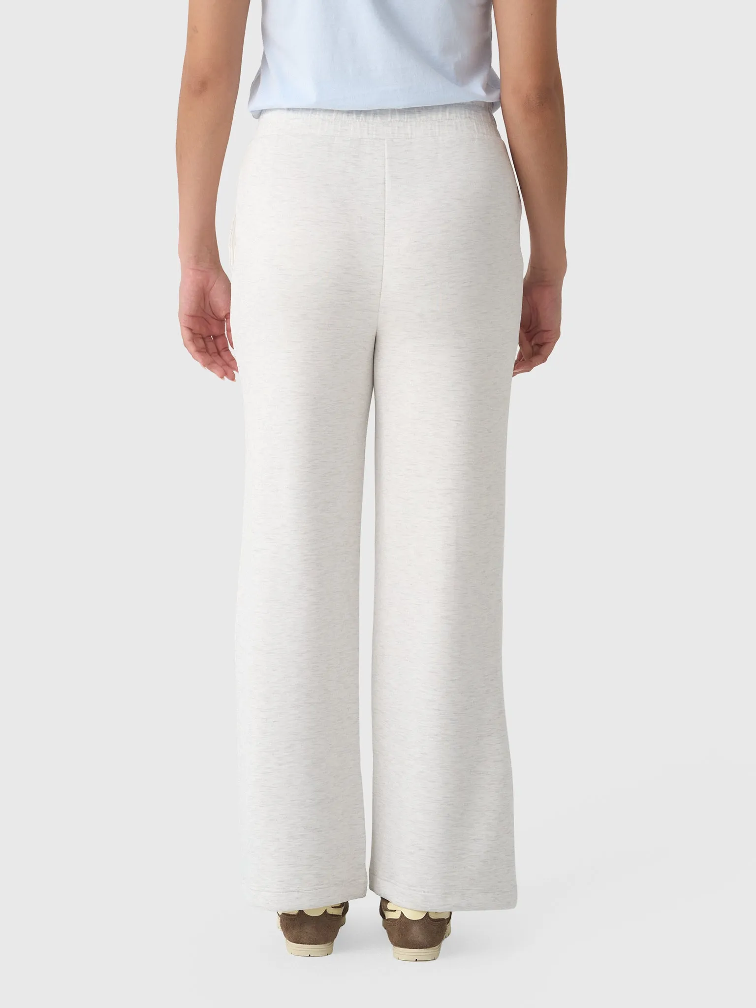 Varley Women's The Wide Leg 30" Pant sold by Saint Bernard product image thumbnail 4