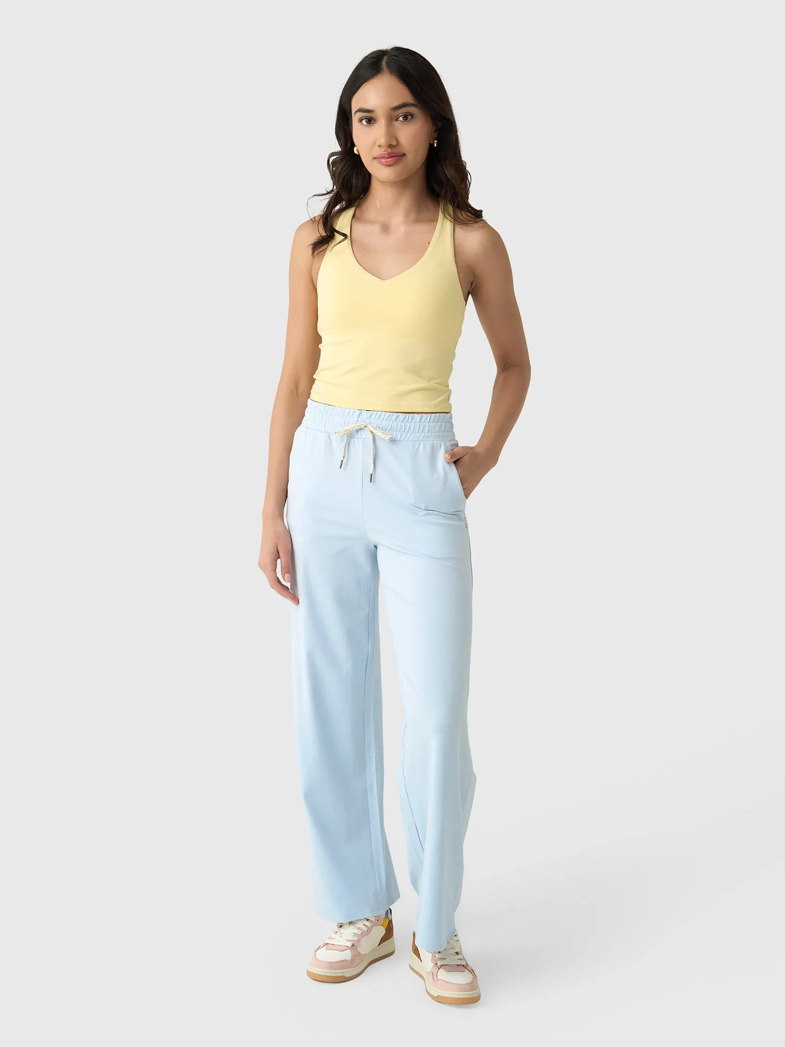 Vuori Women's Halo Essential Wideleg Pant sold by Saint Bernard product image thumbnail 2