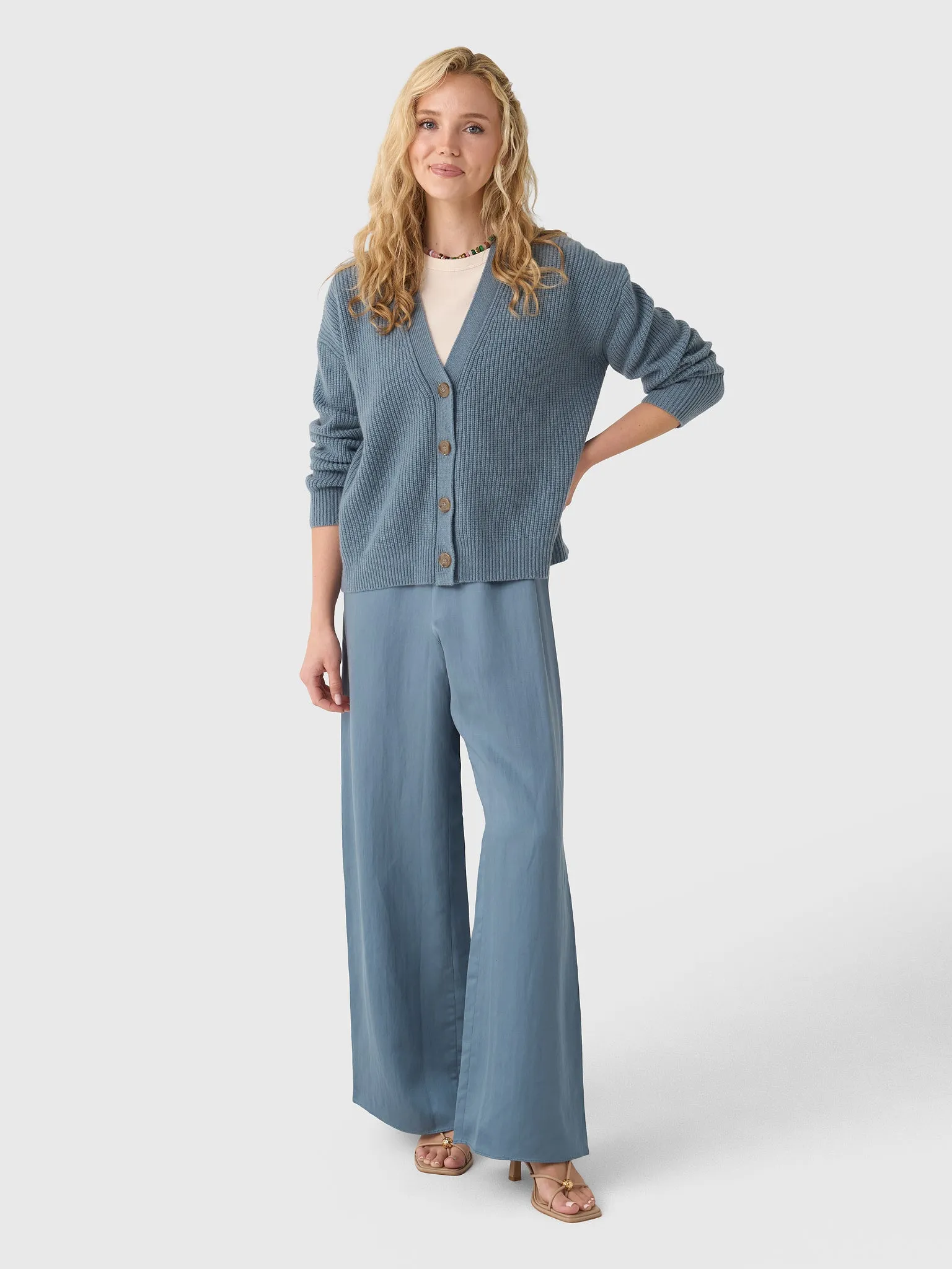 Jenni Kayne Women's Cropped Cashmere Cocoon Cardigan sold by Saint Bernard product image thumbnail 5