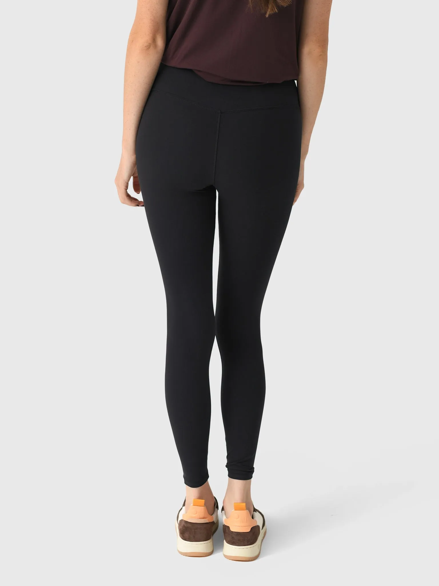 Vuori Women's AllTheForm Legging sold by Saint Bernard product image thumbnail 4