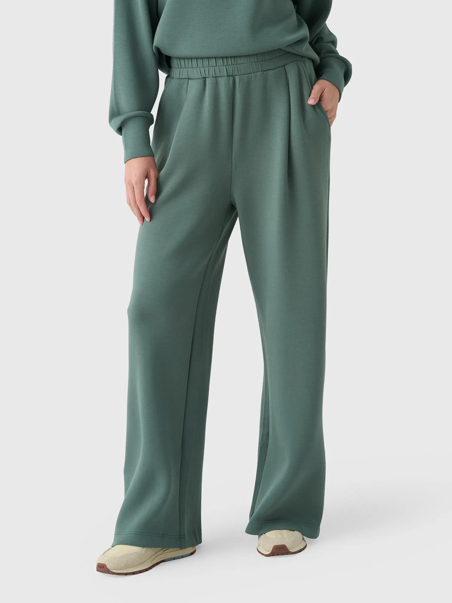 Varley Women's The Extra Wide Leg Pant sold by Saint Bernard