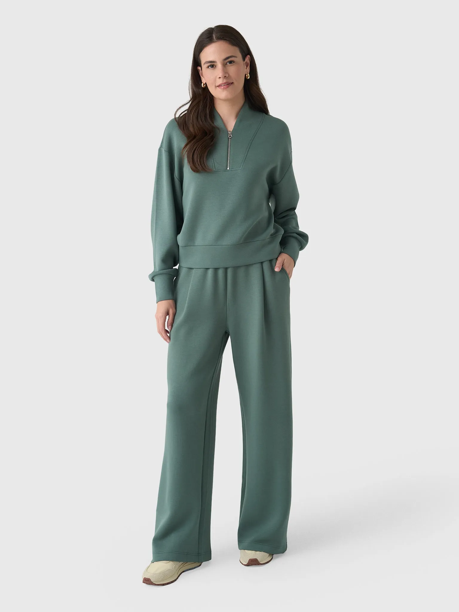 Varley Women's The Extra Wide Leg Pant sold by Saint Bernard product image thumbnail 2