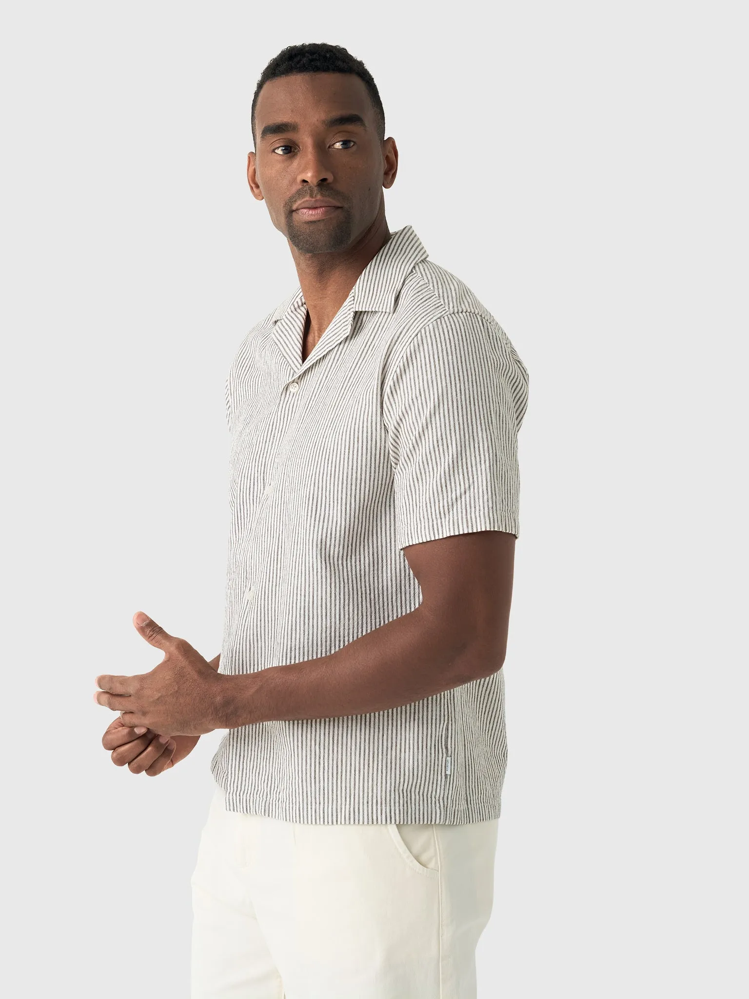 Les Deux Men's Lukas Stripe Cotton-Linen Short-Sleeve Shirt sold by Saint Bernard product image thumbnail 4