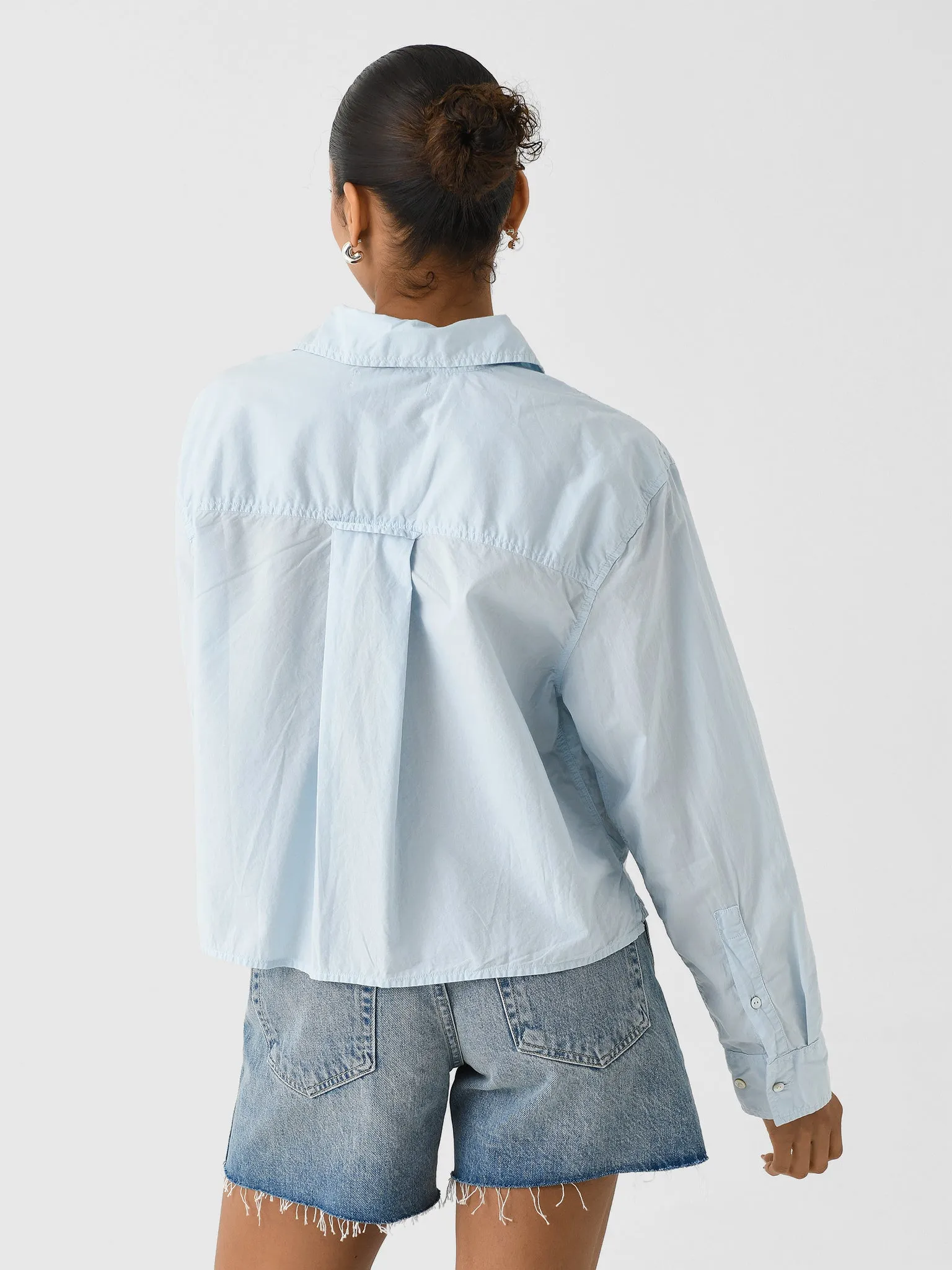 AMO Women's Ruth Crop Shirt sold by Saint Bernard product image thumbnail 4