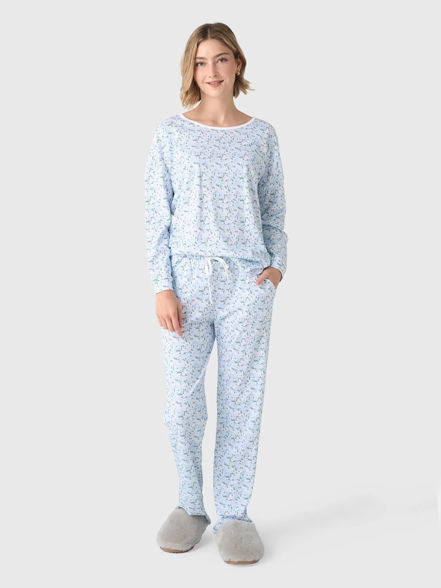 Lila And Hayes Women's Audrey Pajama Set sold by Saint Bernard product image thumbnail 5