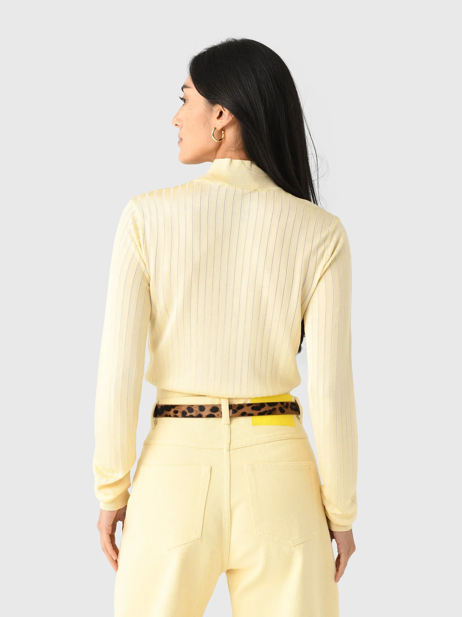 Frame Women's The Crop Fitted Turtleneck sold by Saint Bernard product image thumbnail 4