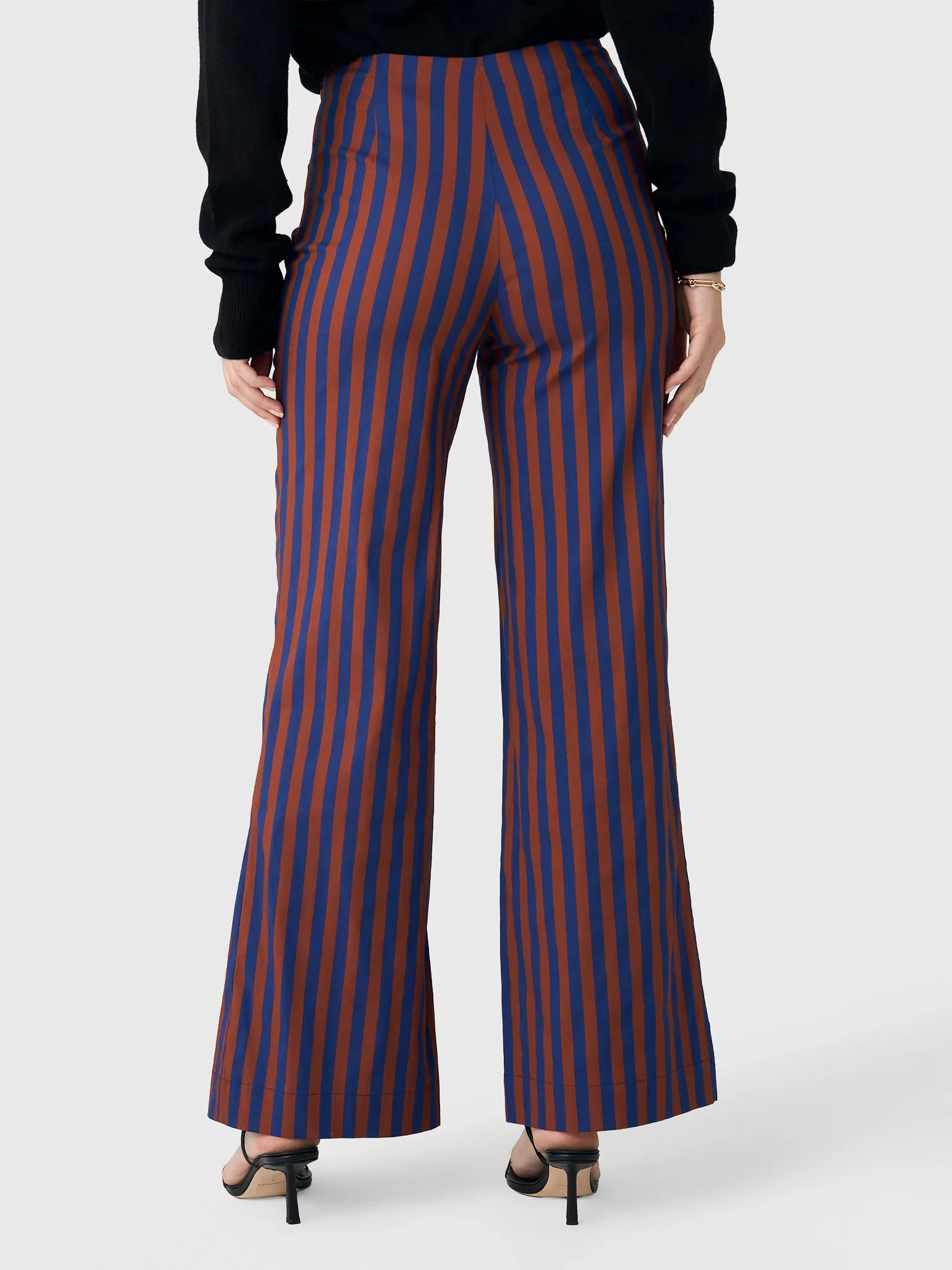 Simon Miller Women's Pia Poplin Pant sold by Saint Bernard product image thumbnail 4