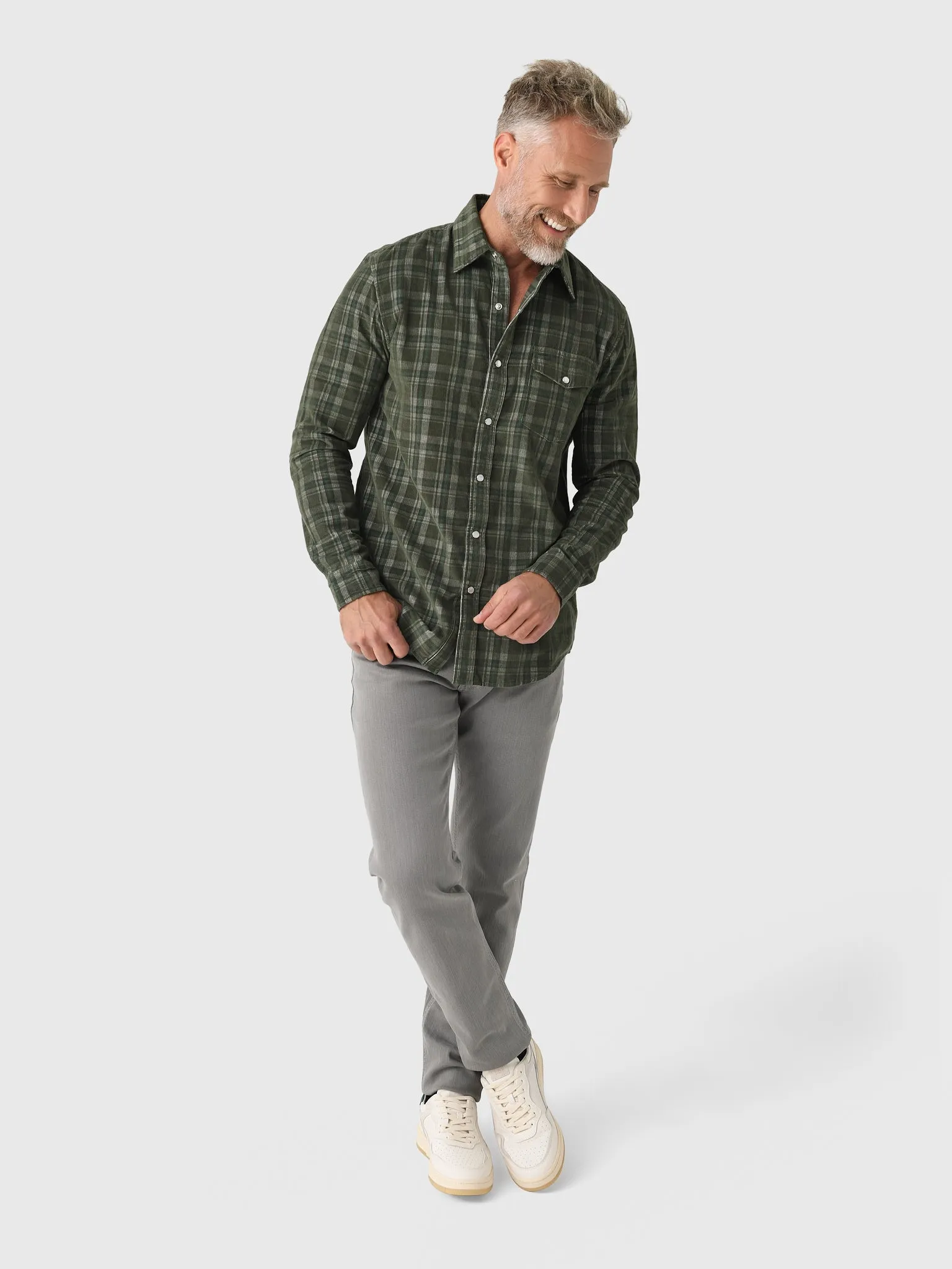 Criquet Men's Long Sleeve Corduroy Pearl Snap Shirt sold by Saint Bernard product image thumbnail 4