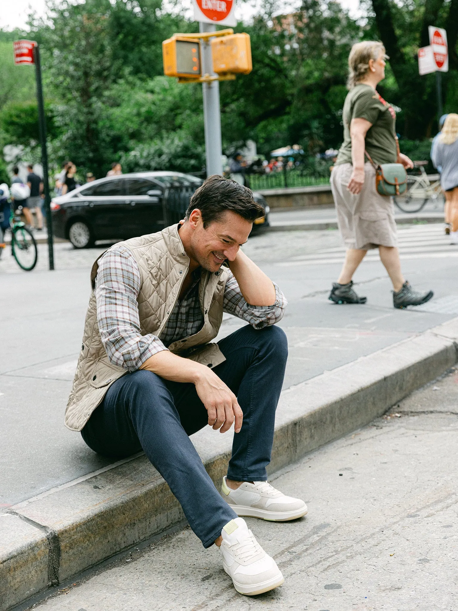 Rails Men's Lennox Button-Down Shirt sold by Saint Bernard product image thumbnail 2