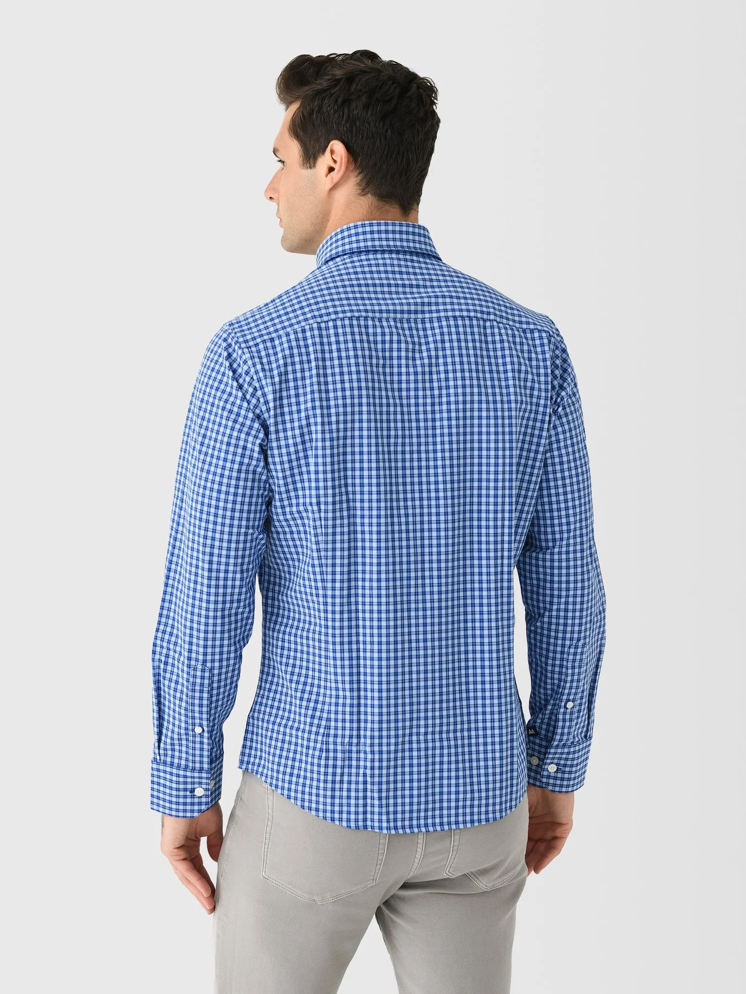 Mizzen+Main Men's Trim Leeward No Tuck Dress Shirt sold by Saint Bernard product image thumbnail 4