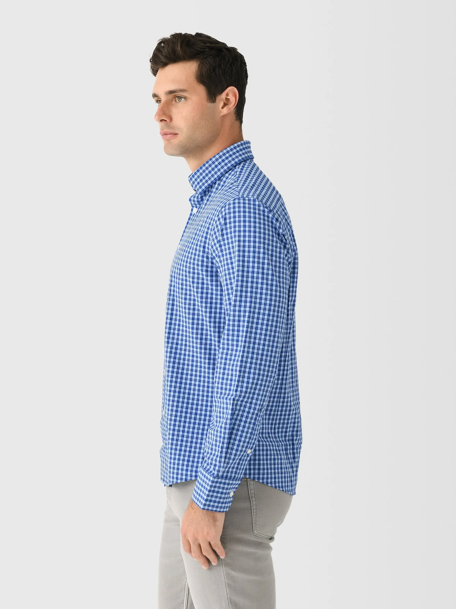 Mizzen+Main Men's Trim Leeward No Tuck Dress Shirt sold by Saint Bernard product image thumbnail 3