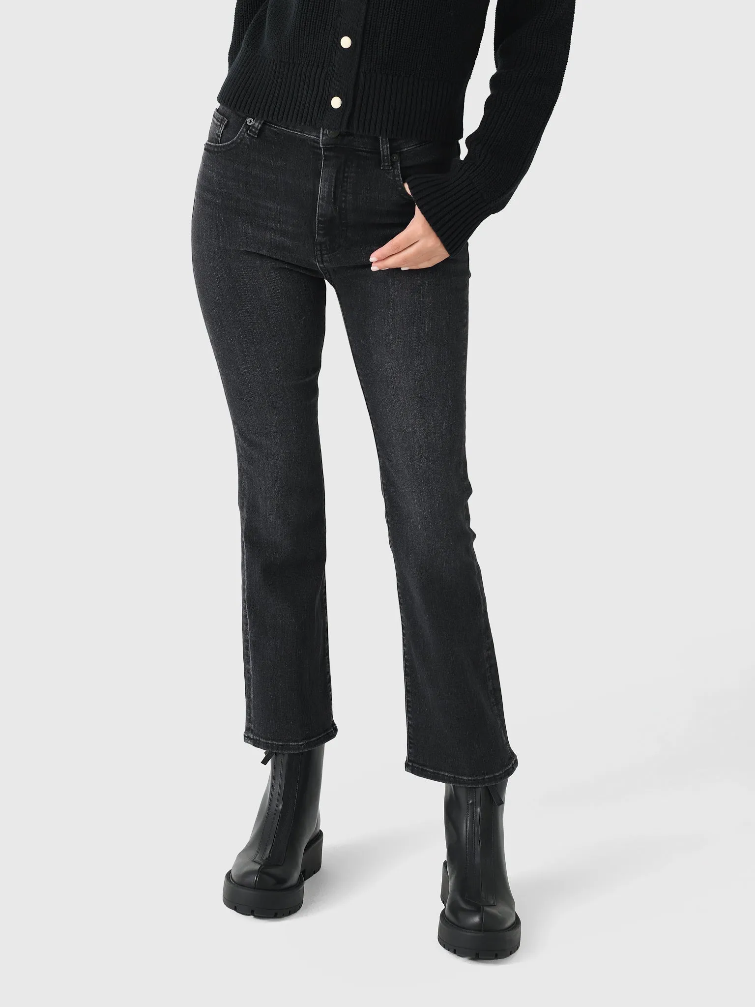 Frame Women's The Reboot Crop Jean sold by Saint Bernard