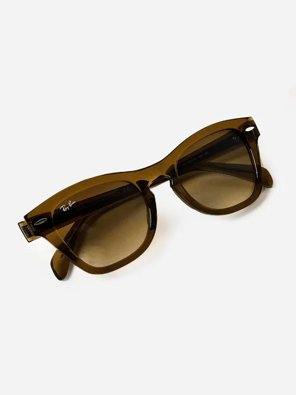 Ray-Ban 0RB0707S Sunglasses made by Ray-Ban