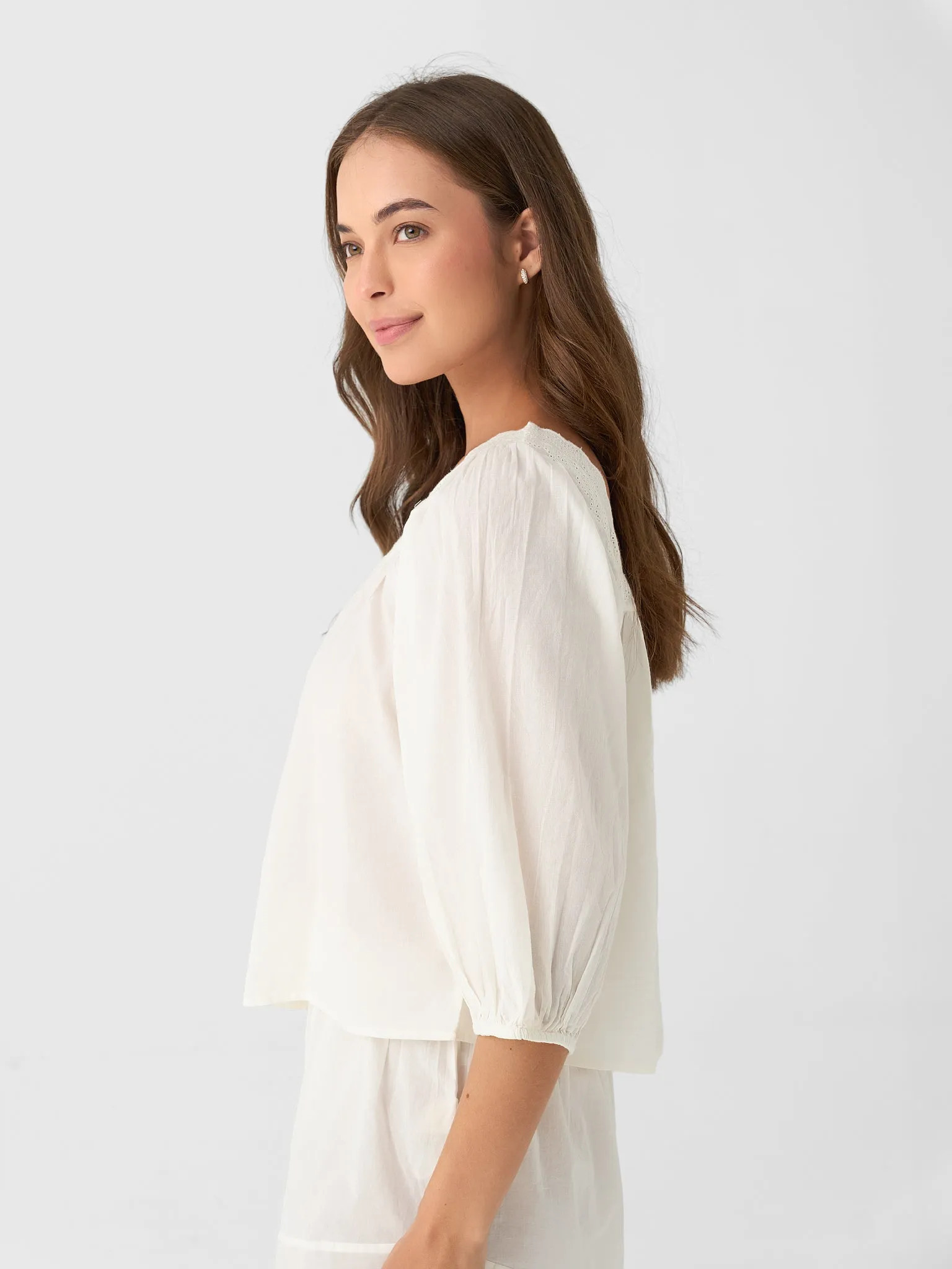 The Great Women's The Eyelet Button Sleep Top sold by Saint Bernard product image thumbnail 3