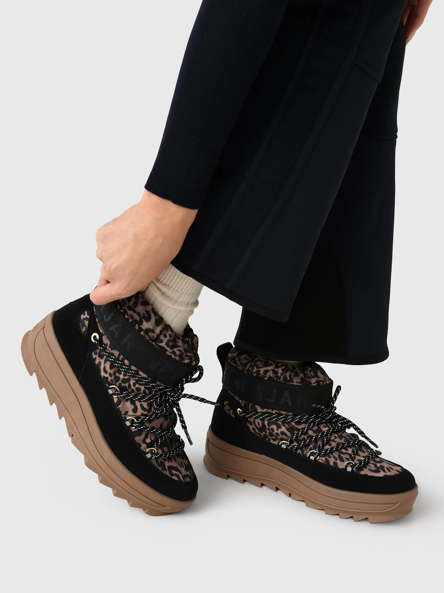 Pajar Women's Galaxy Mini SP Boot sold by Saint Bernard product image thumbnail 2