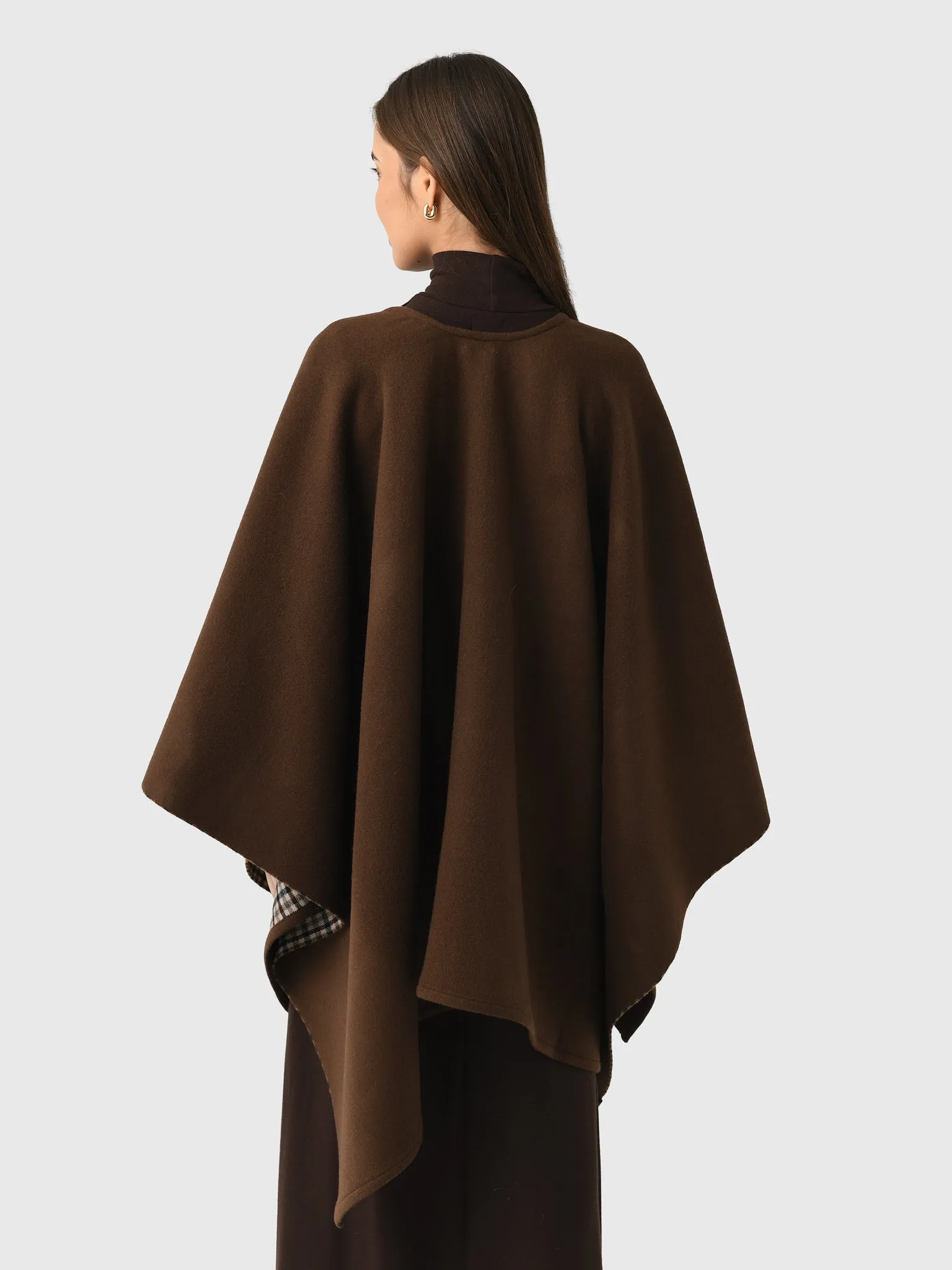 Vince Women's Double-Face Wool-Cashmere Cape sold by Saint Bernard product image thumbnail 4