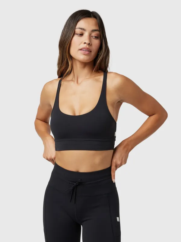 Vuori Women's Yosemite Longline Bra made by Vuori