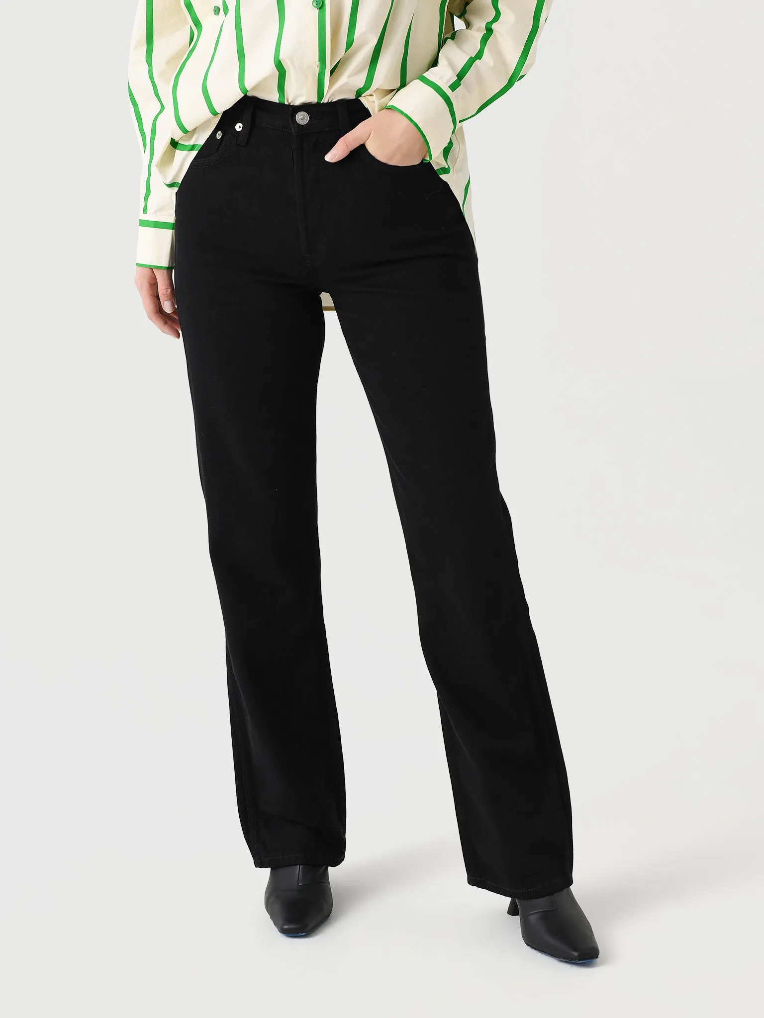 Re/Done Women's 90s High Rise Loose Jean sold by Saint Bernard product image thumbnail 5