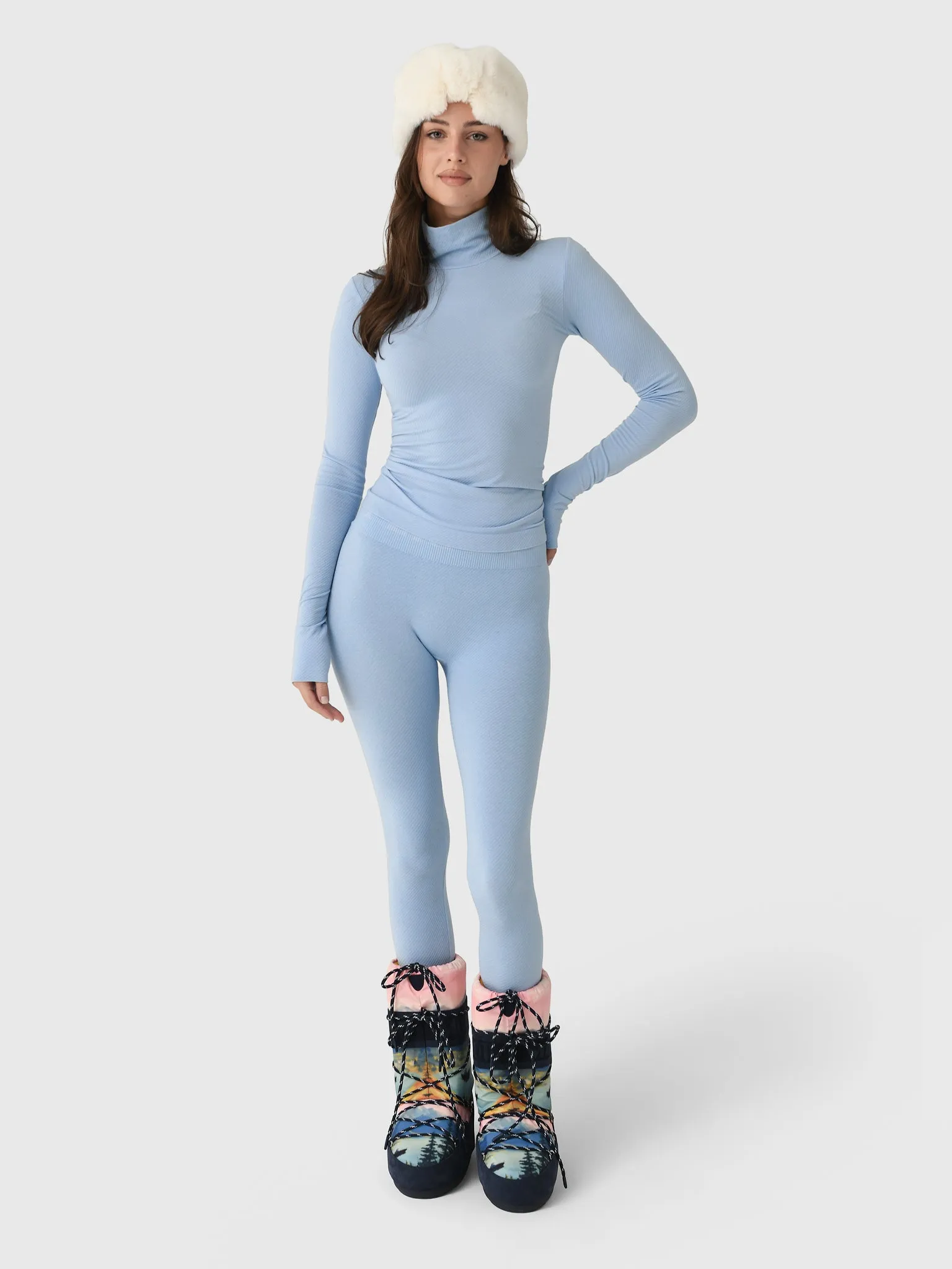 Perfect Moment Women's Seamless Thermal Legging sold by Saint Bernard product image thumbnail 2