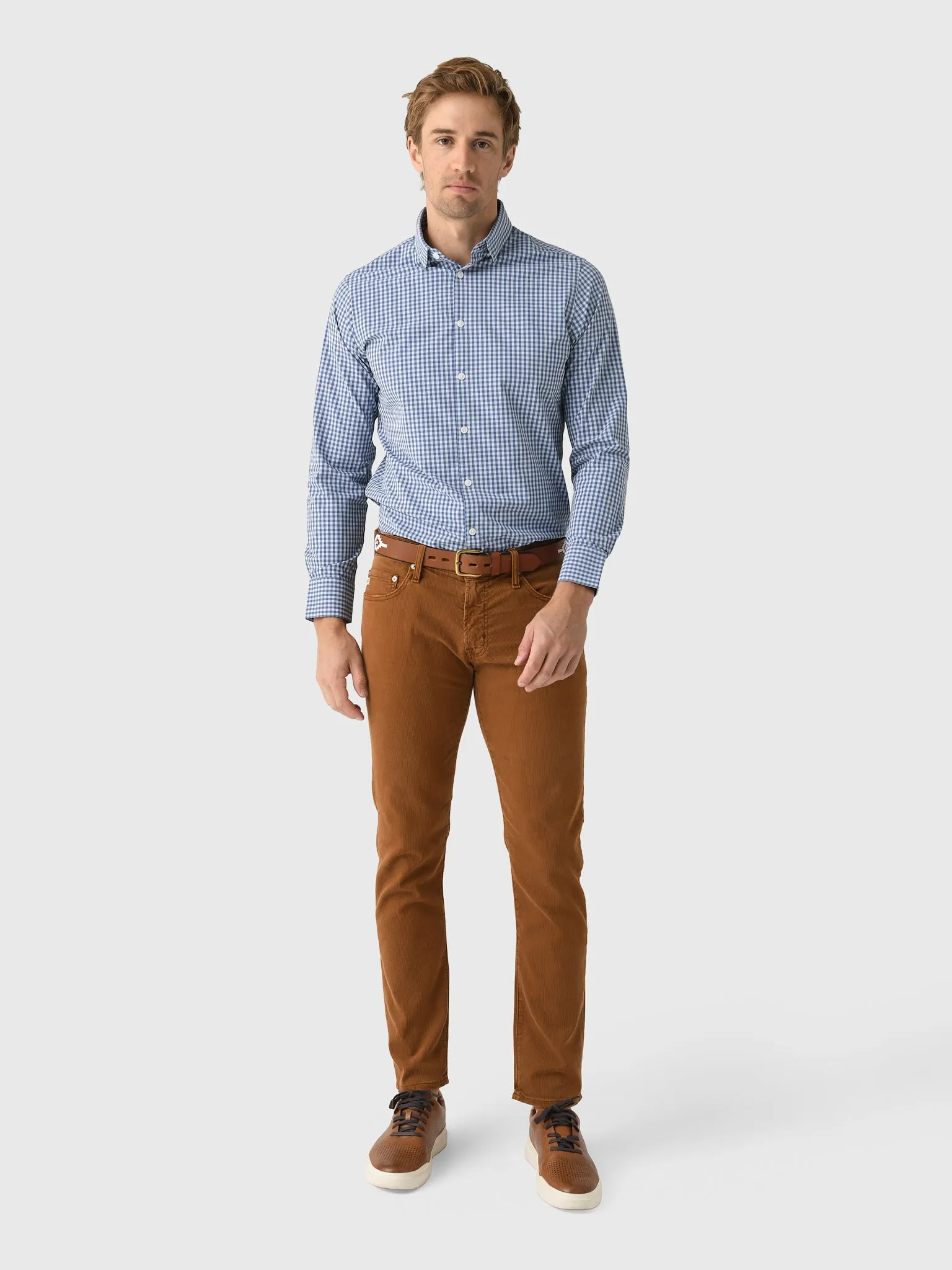 Mizzen+Main Men's Trim Leeward No Tuck Dress Shirt sold by Saint Bernard product image thumbnail 2
