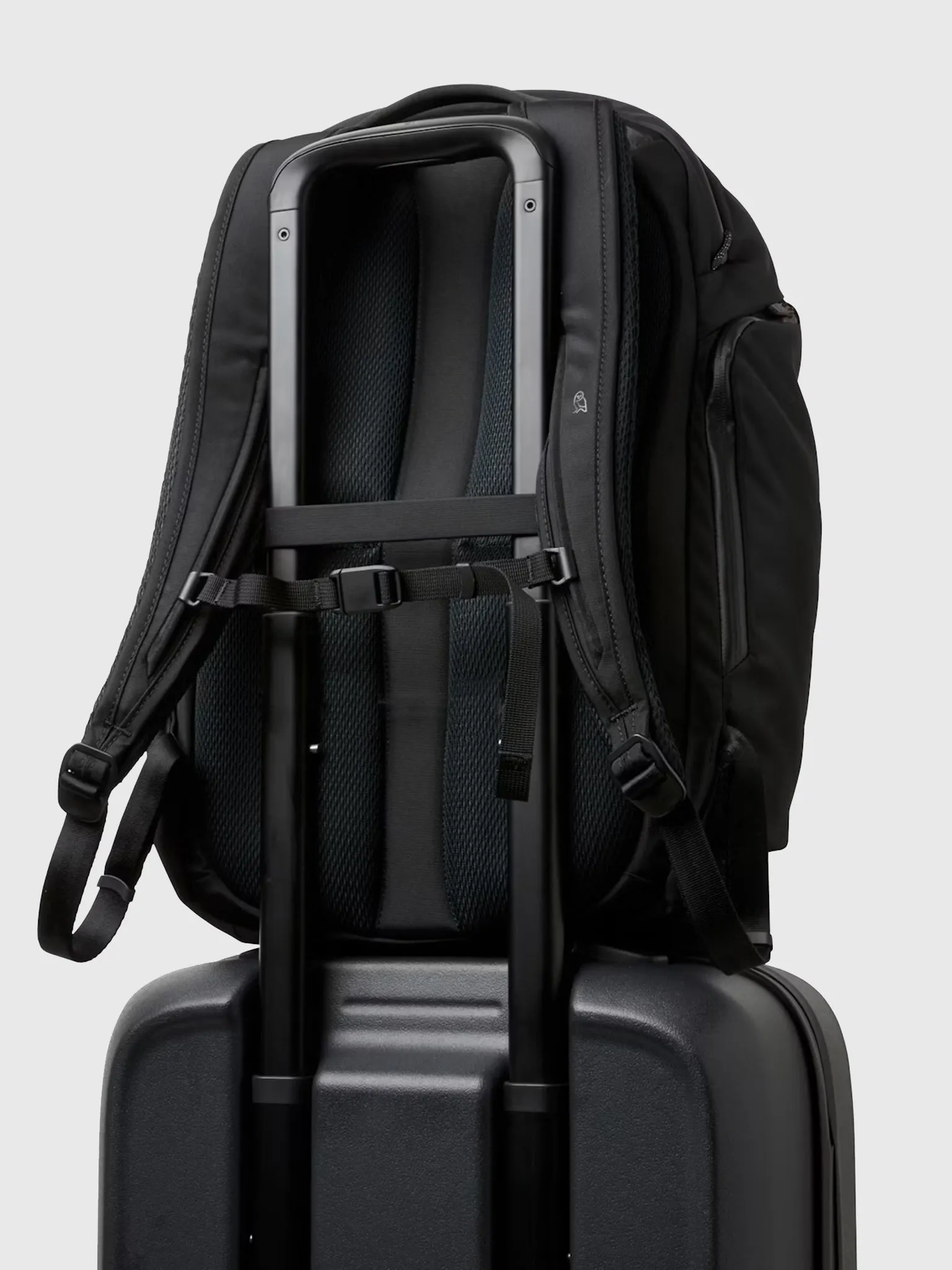 Bellroy Transit Travel Pack Pro Backpack sold by Saint Bernard product image thumbnail 2