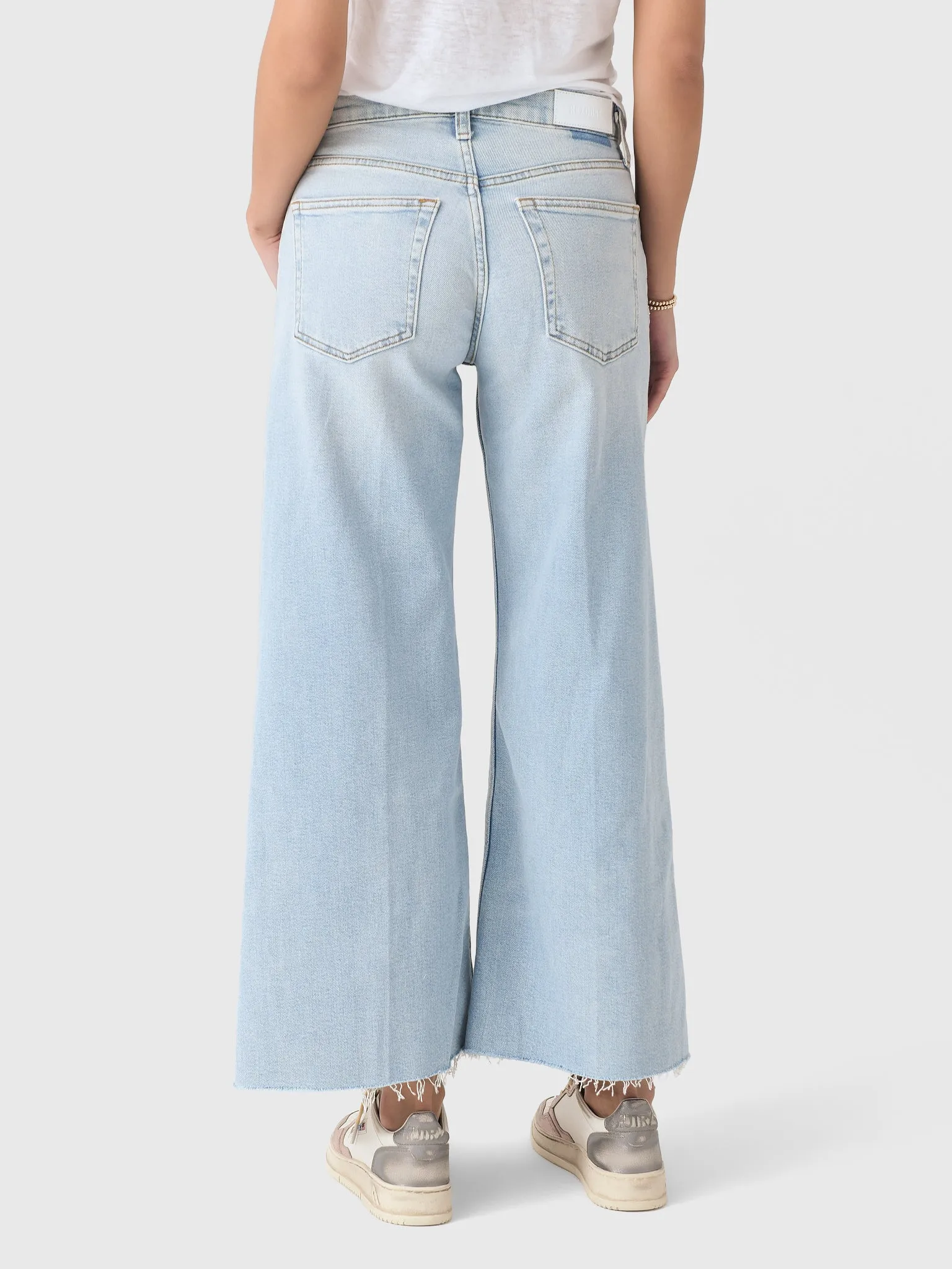 Re/Done Women's Mid Rise Wide Leg Crop Jean sold by Saint Bernard product image thumbnail 4