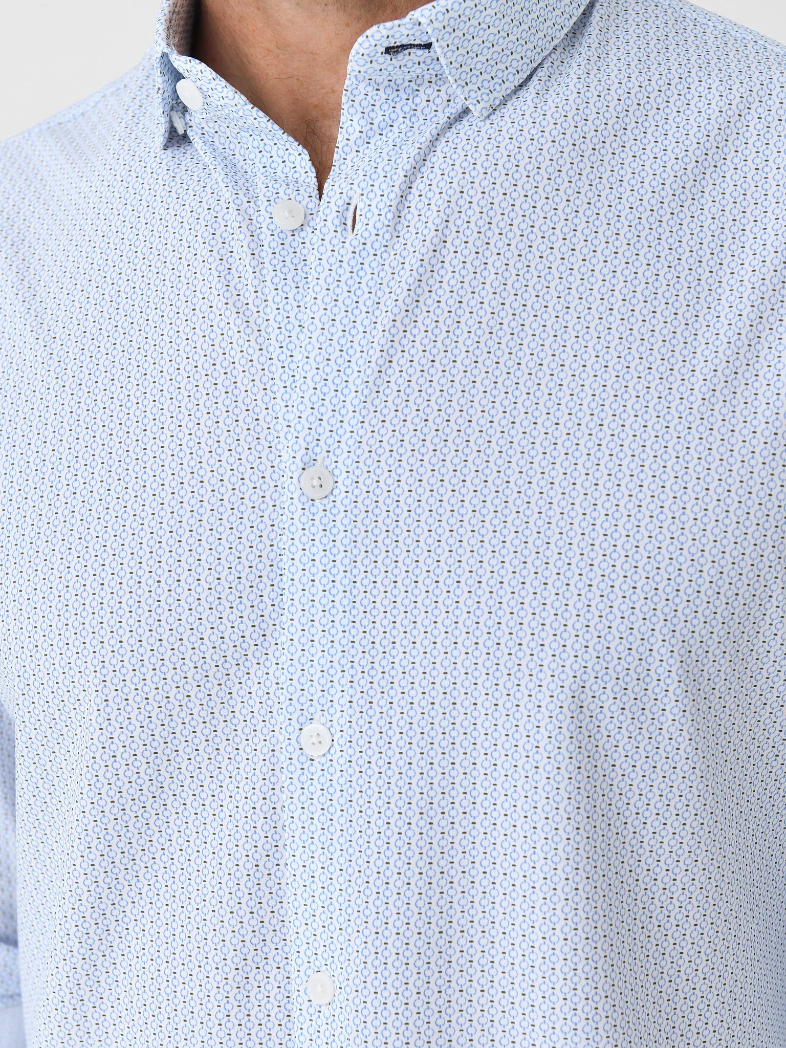 Mizzen+Main Men's Trim Leeward No Tuck Dress Shirt sold by Saint Bernard product image thumbnail 5