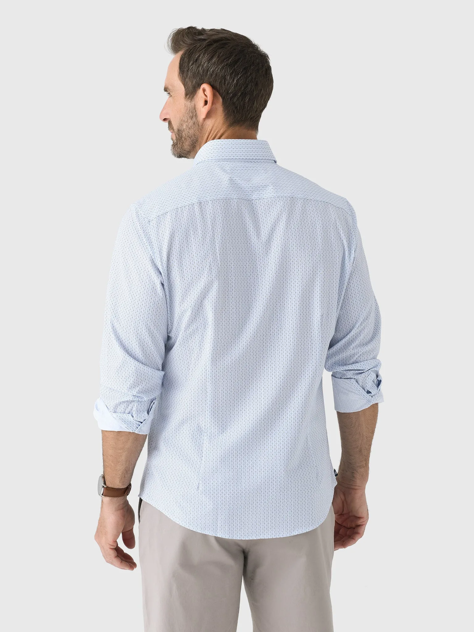 Mizzen+Main Men's Trim Leeward No Tuck Dress Shirt sold by Saint Bernard product image thumbnail 4