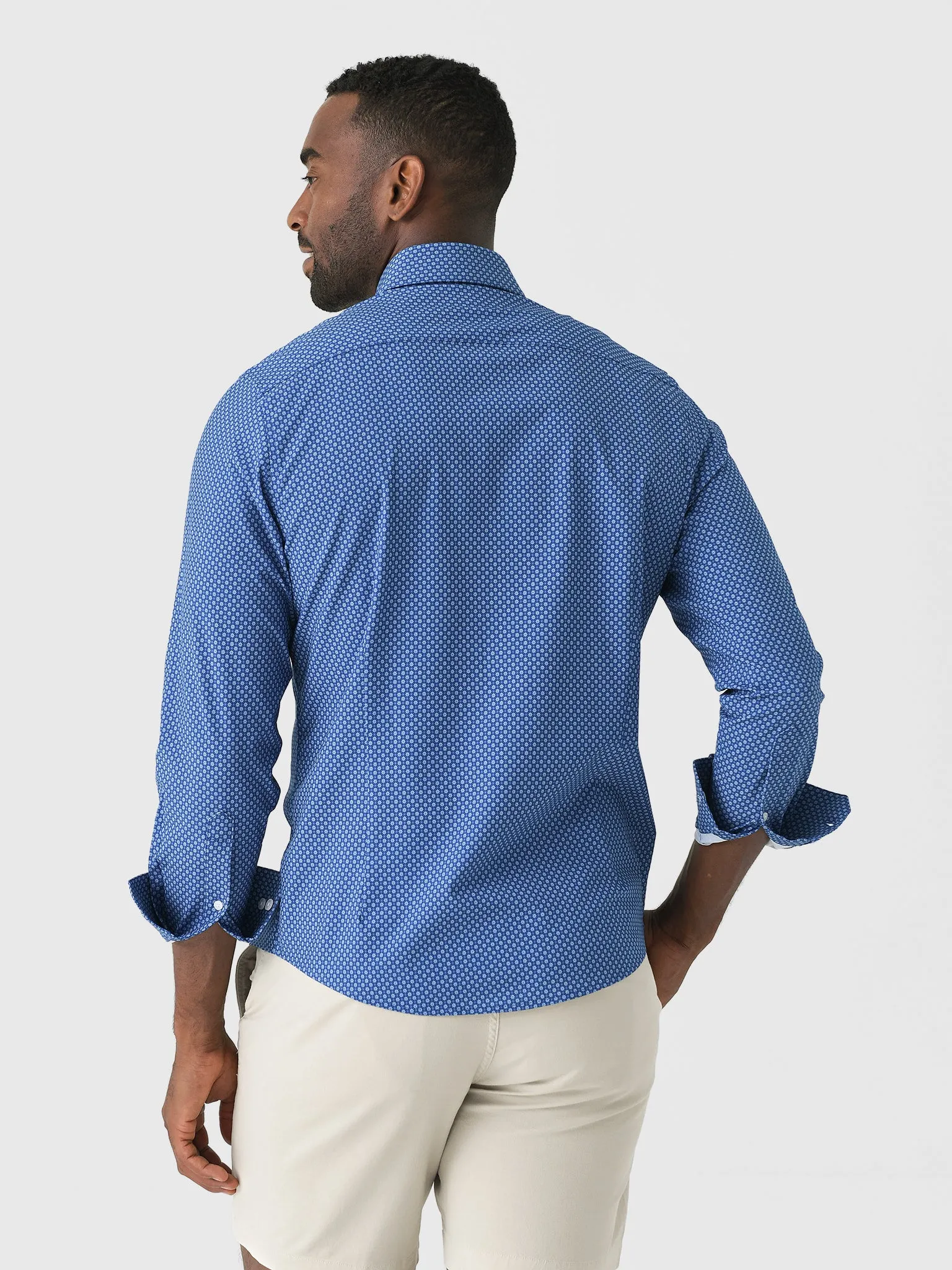 Mizzen+Main Men's Trim Leeward No Tuck Dress Shirt sold by Saint Bernard product image thumbnail 4