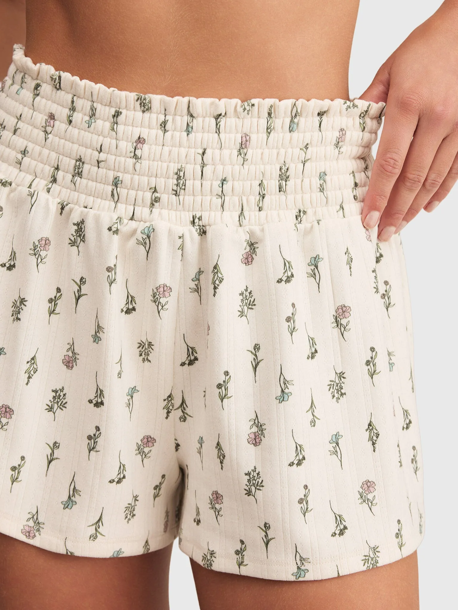 Z Supply Women's Dawn Floral Short sold by Saint Bernard product image thumbnail 2